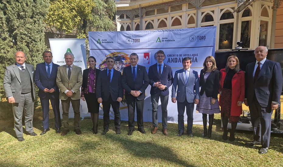 El consejero de la Presidencia, Antonio Sanz, ha presidido la presentación del Circuito de Novilladas de Andalucía 2023, organizada por la Fundación del Toro de Lidia.