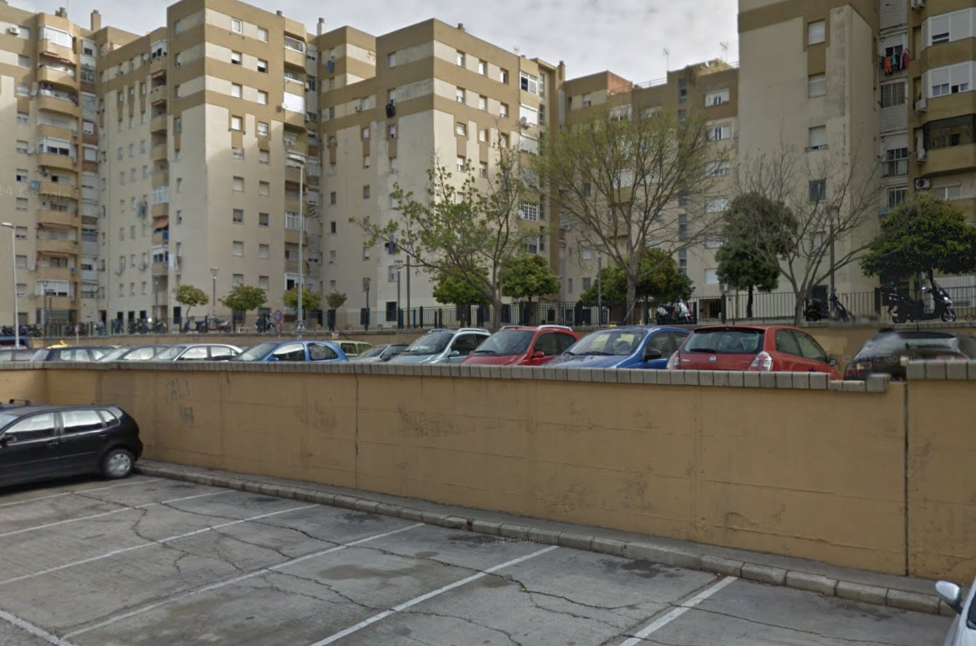 Calle Fraternidad junto a La Cartuja, en una imagen de Google.