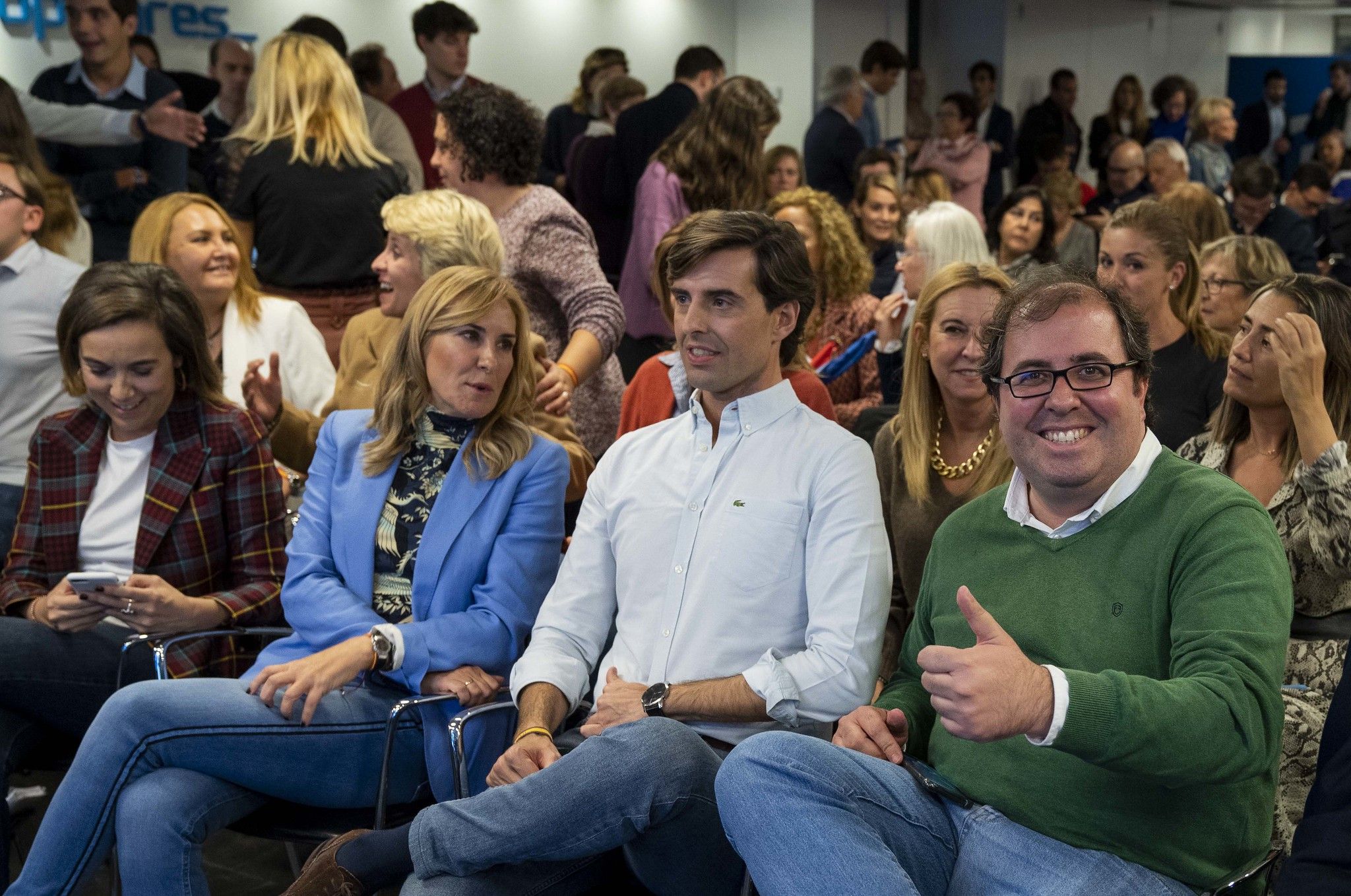 Alberto Casero —en primer término en la imagen de archivo—, el diputado del PP que apoyó la reforma laboral, dimite acorralado por la Justicia.
