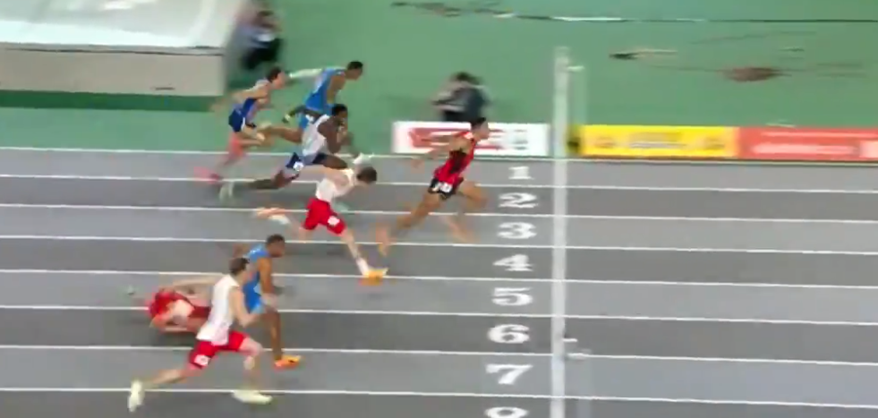 Momento en el que Llopis sufre la caída.