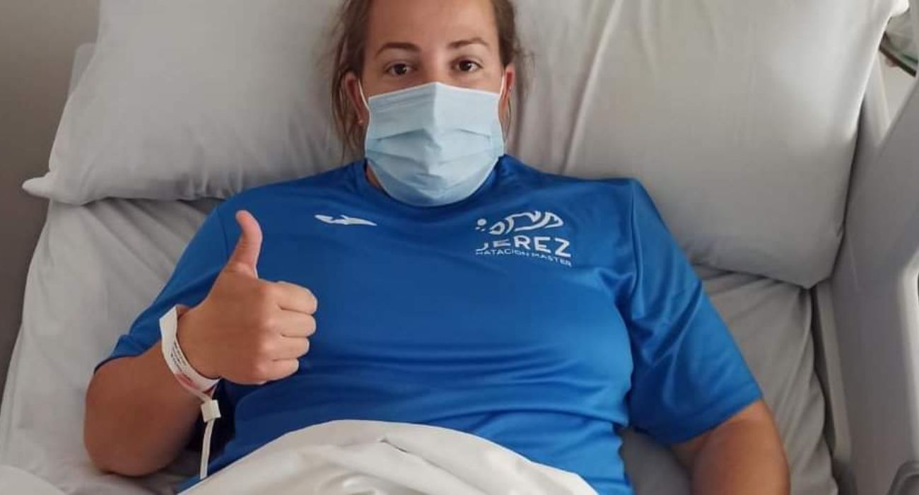 Laura, la joven jerezana que pide ayuda para volver a andar. Laura, la joven jerezana que pide ayuda para volver a andar.