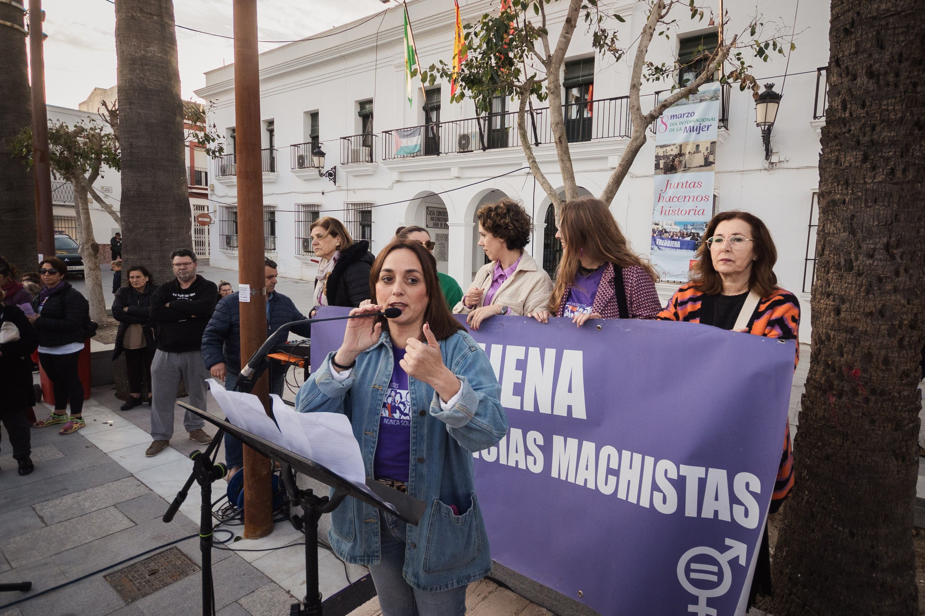 Manifestación 8M en Trebujena