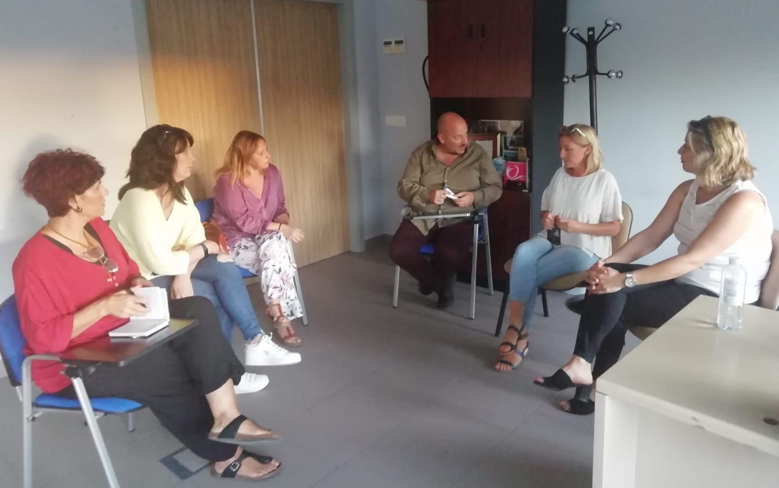 El portavoz de Adelante, Raúl Ruiz-Berdejo, durante la reunión con AMMA.