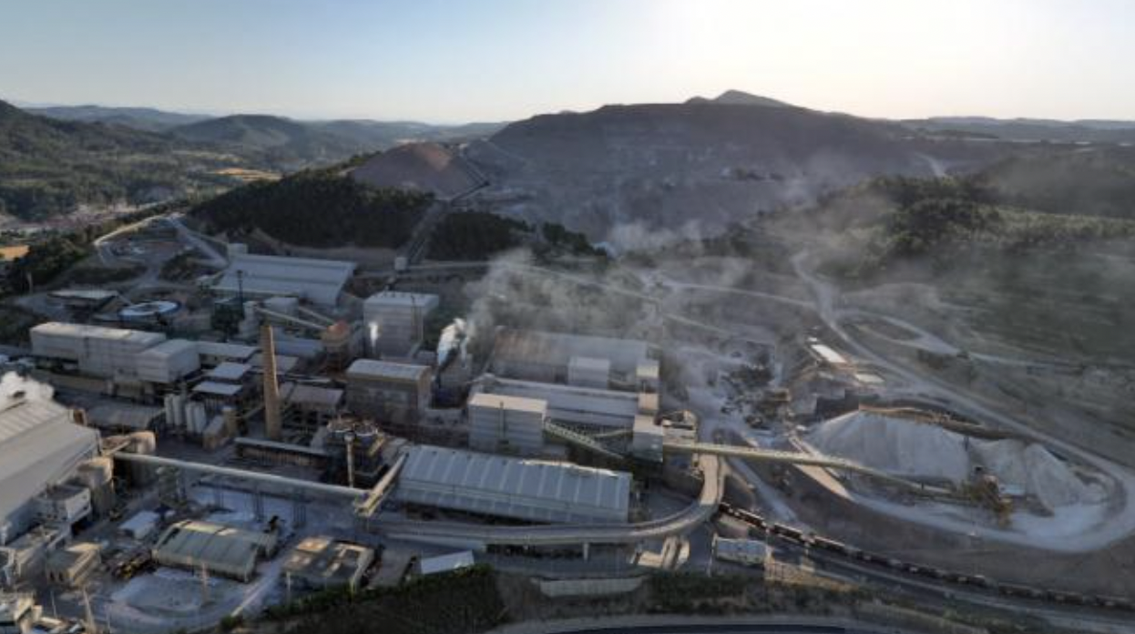 Imagen aérea de la mina de Súria, en Barcelona, donde se ha producido el desprendimiento.