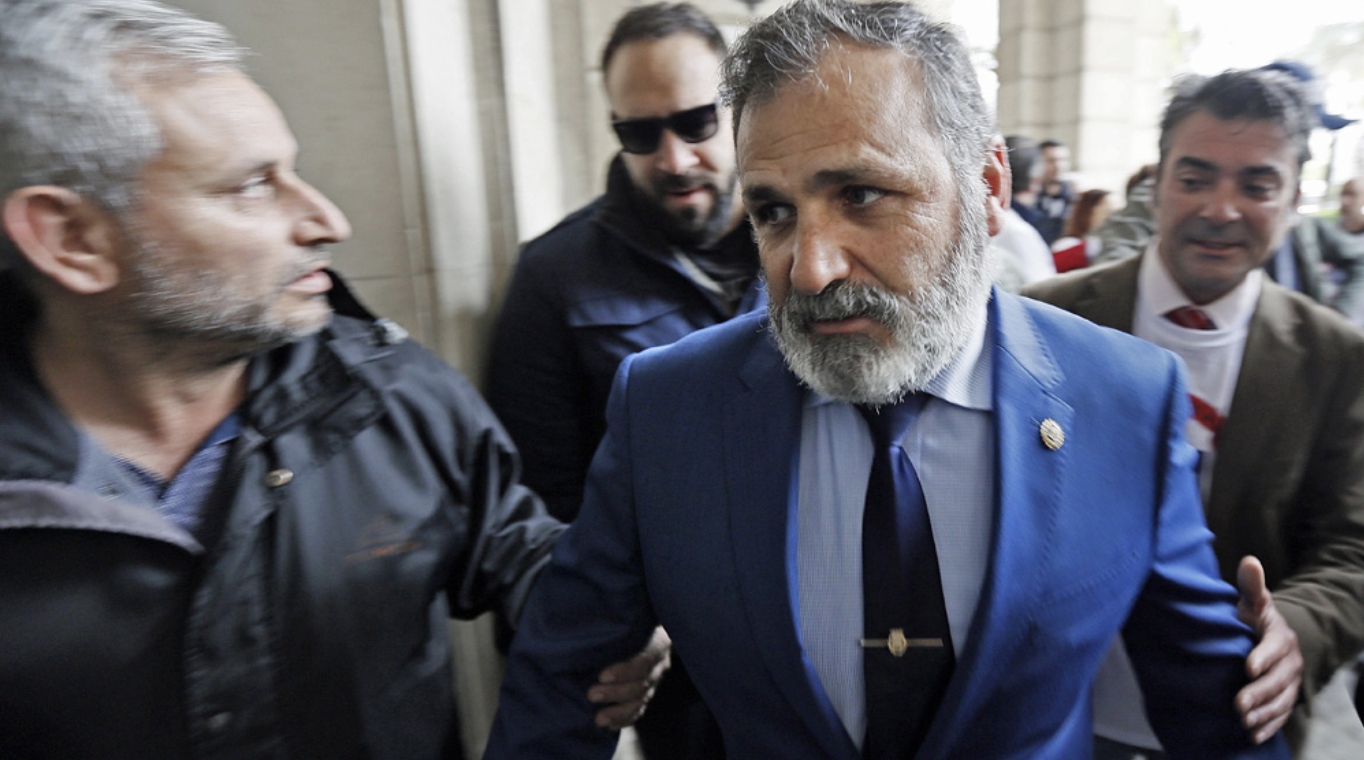 Casimiro, a la salida del Juzgado, en una imagen de CANAL SUR.