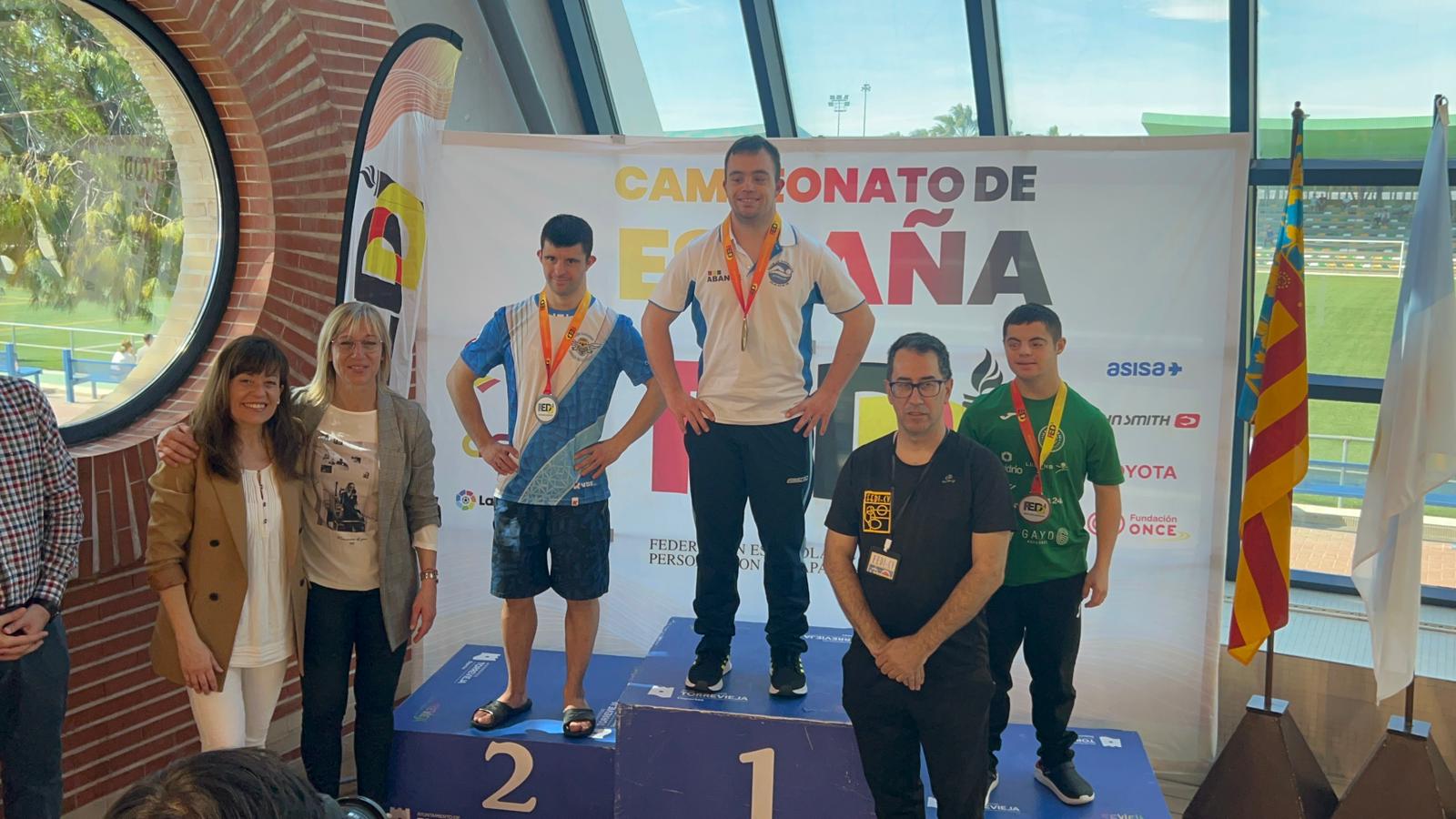 Antonio Olmo, de Nada Gades, campeón de España en 200 metros braza en la categoría S15.