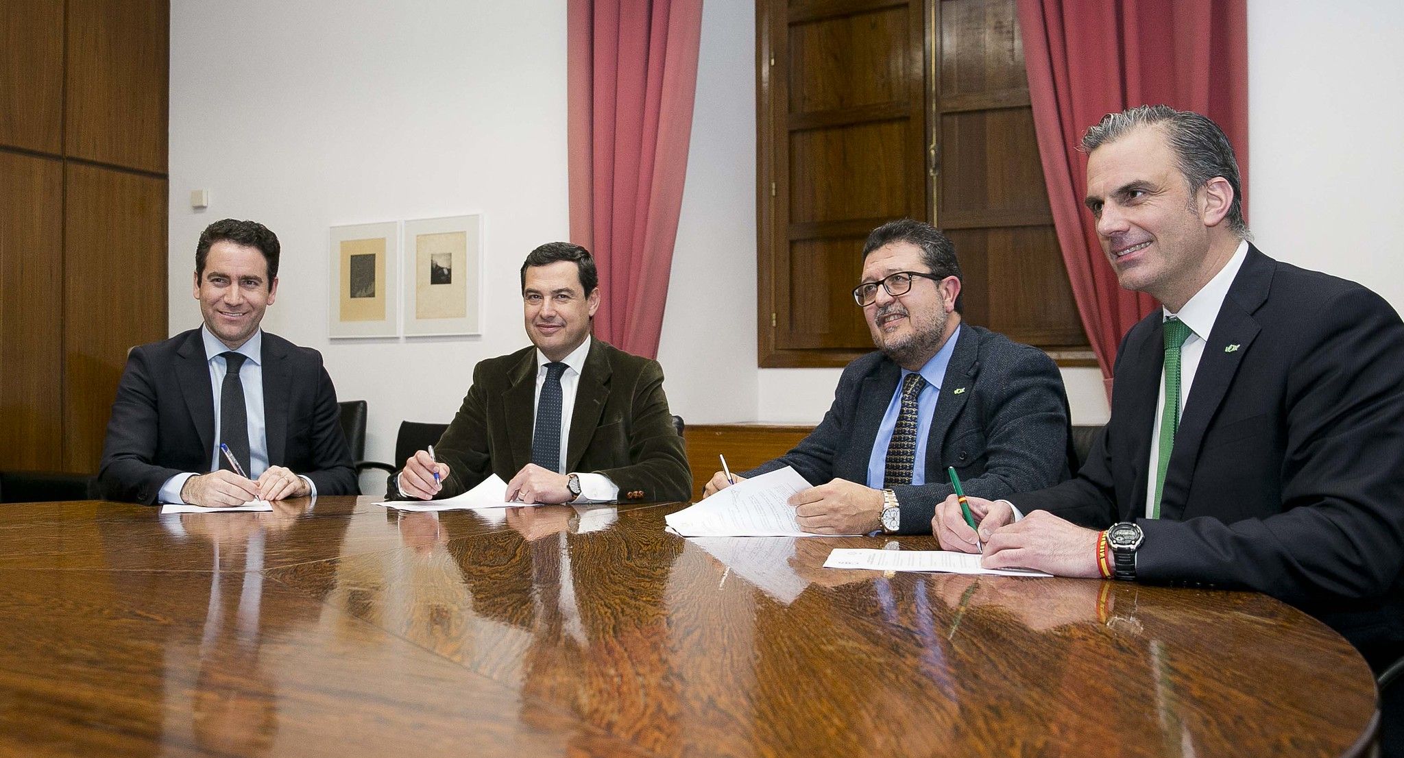 García Egea, Moreno, Serrano y Ortega Smith, en la firma del acuerdo mediante el que Vox propició el Gobierno andaluz de PP y Cs.