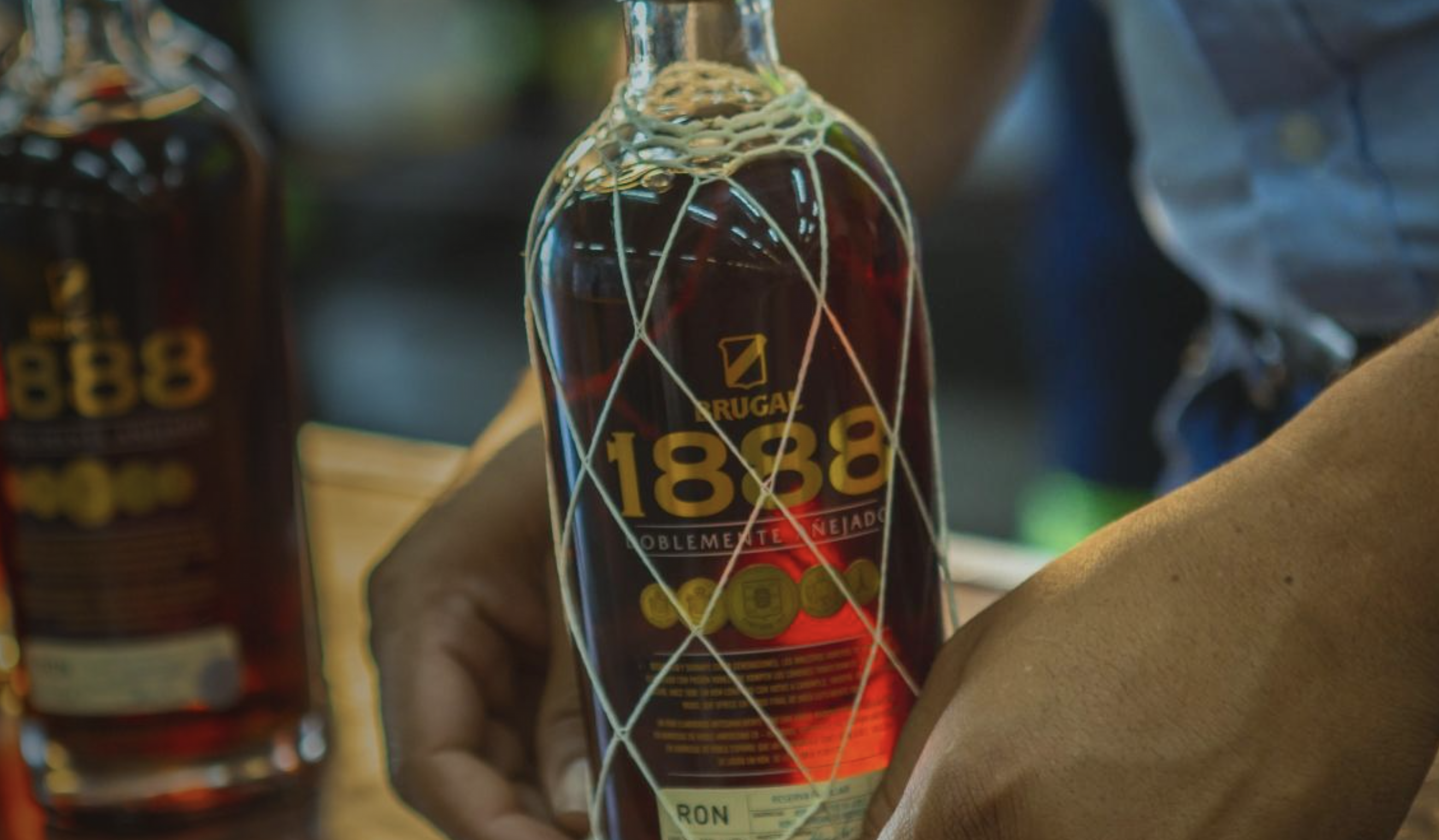 Una botella de ron Brugal 1888, en una imagen de la compañía Edrington.