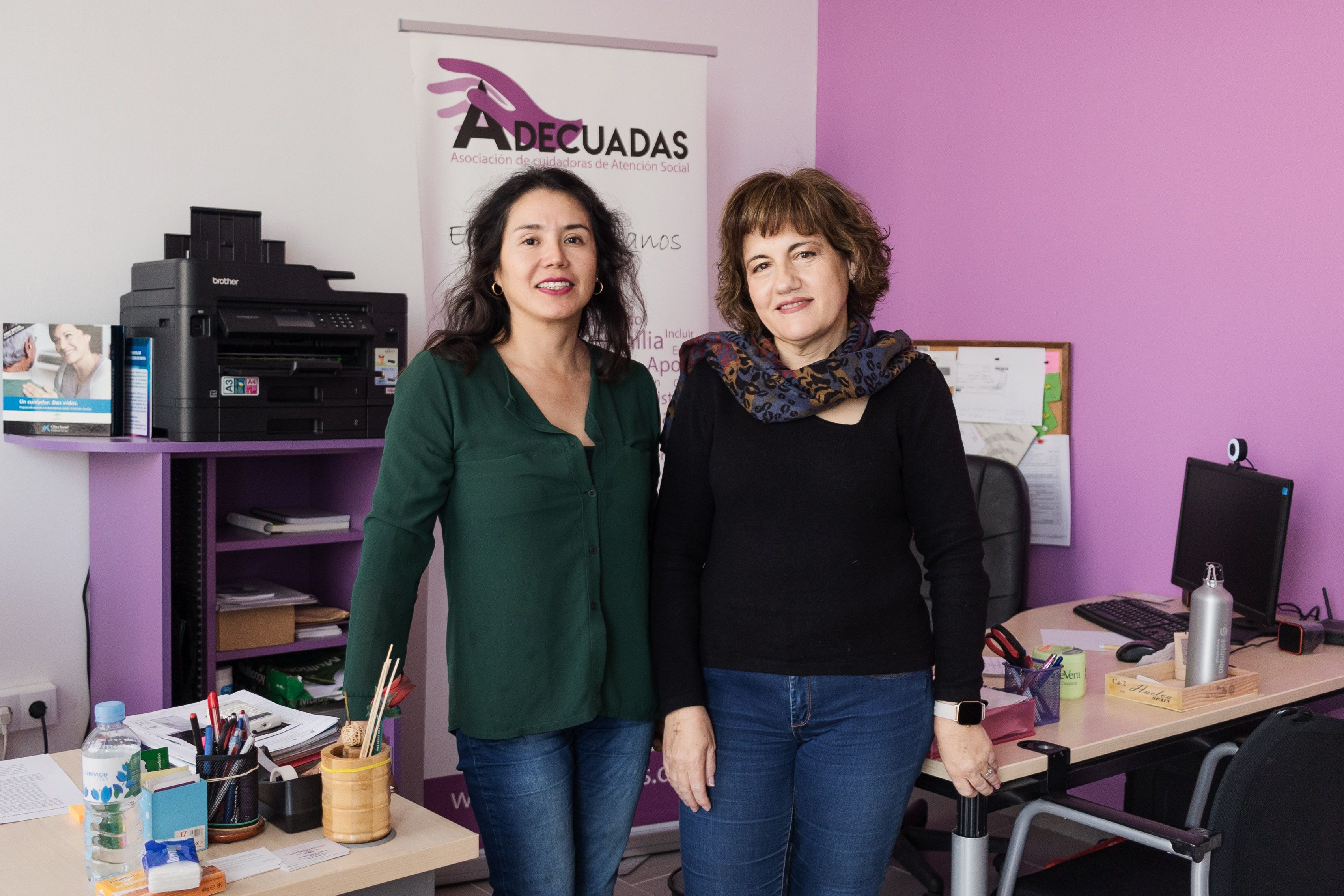 Maribel Alarcón, técnico y María Gutiérrez, presidenta de Adecuadas.