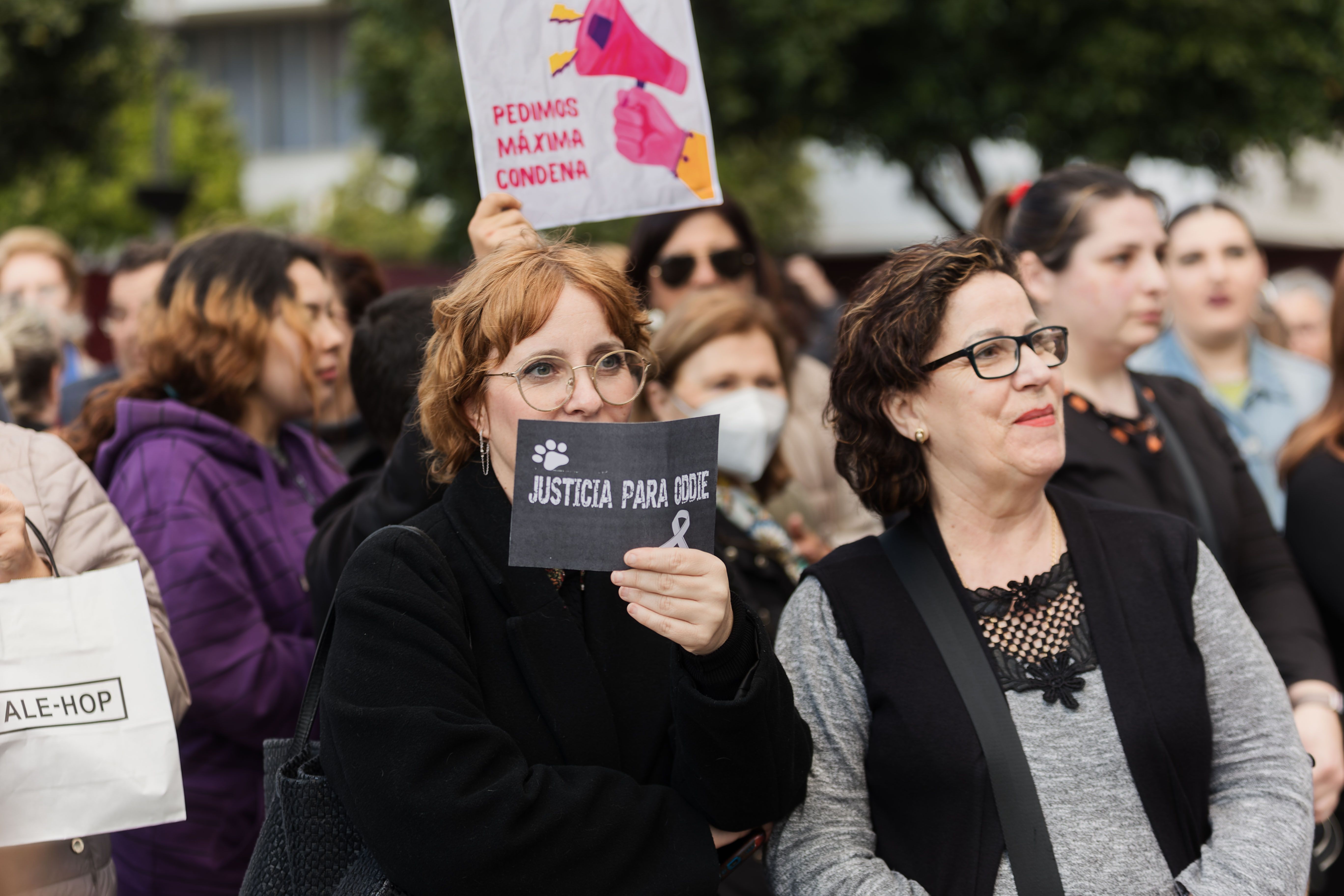 Concentración animalista "Justicia par Oddie"