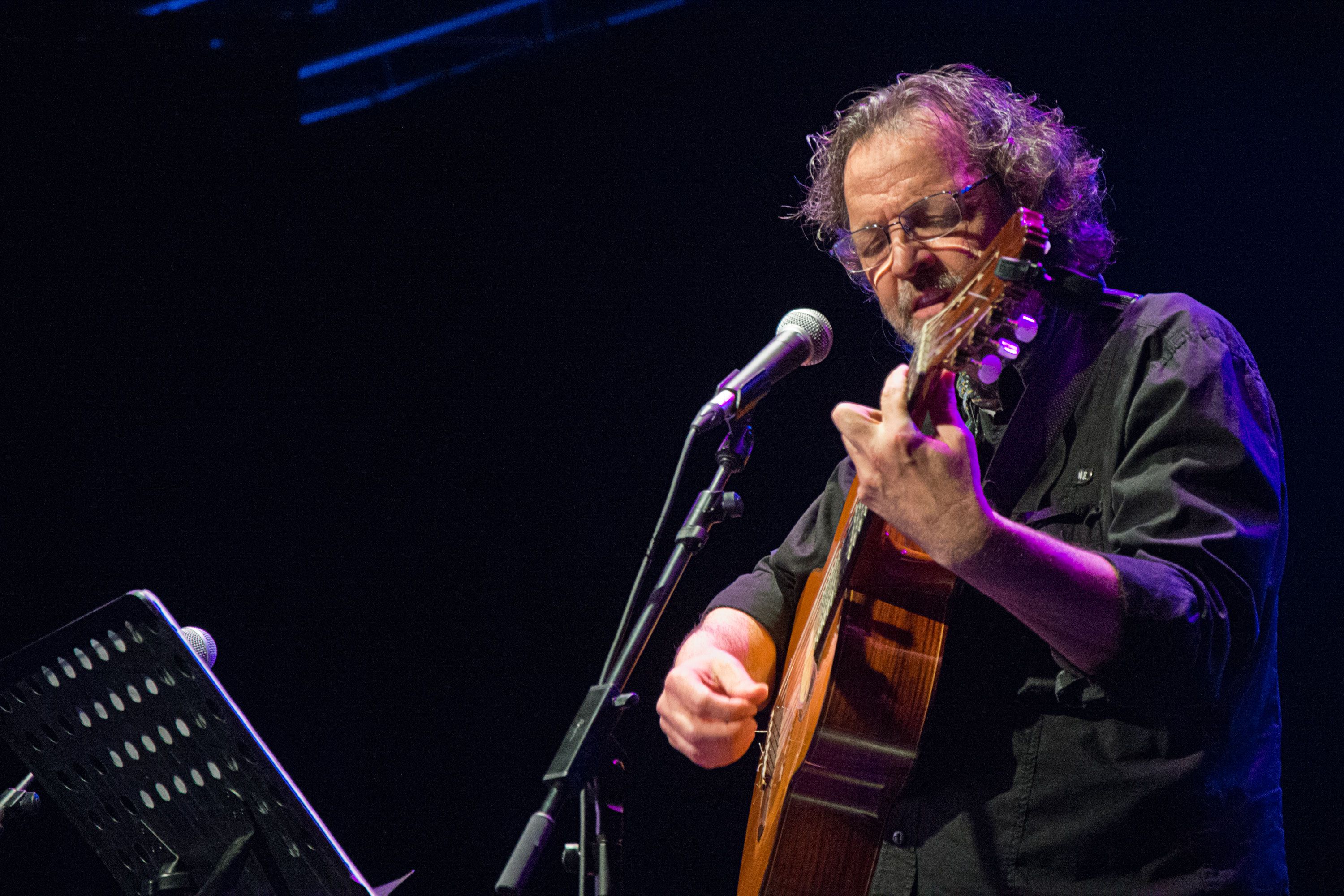 YDRAY Ignacio López en el concierto homenaje a Pablo Milanés foto José Manuel Almodóvar