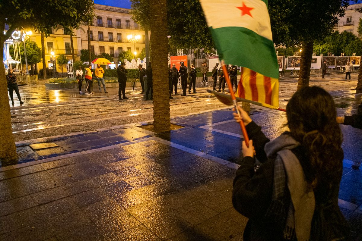 Un momento de la concentración celebrada en el Arenal. FOTO: MANU GARCÍA
