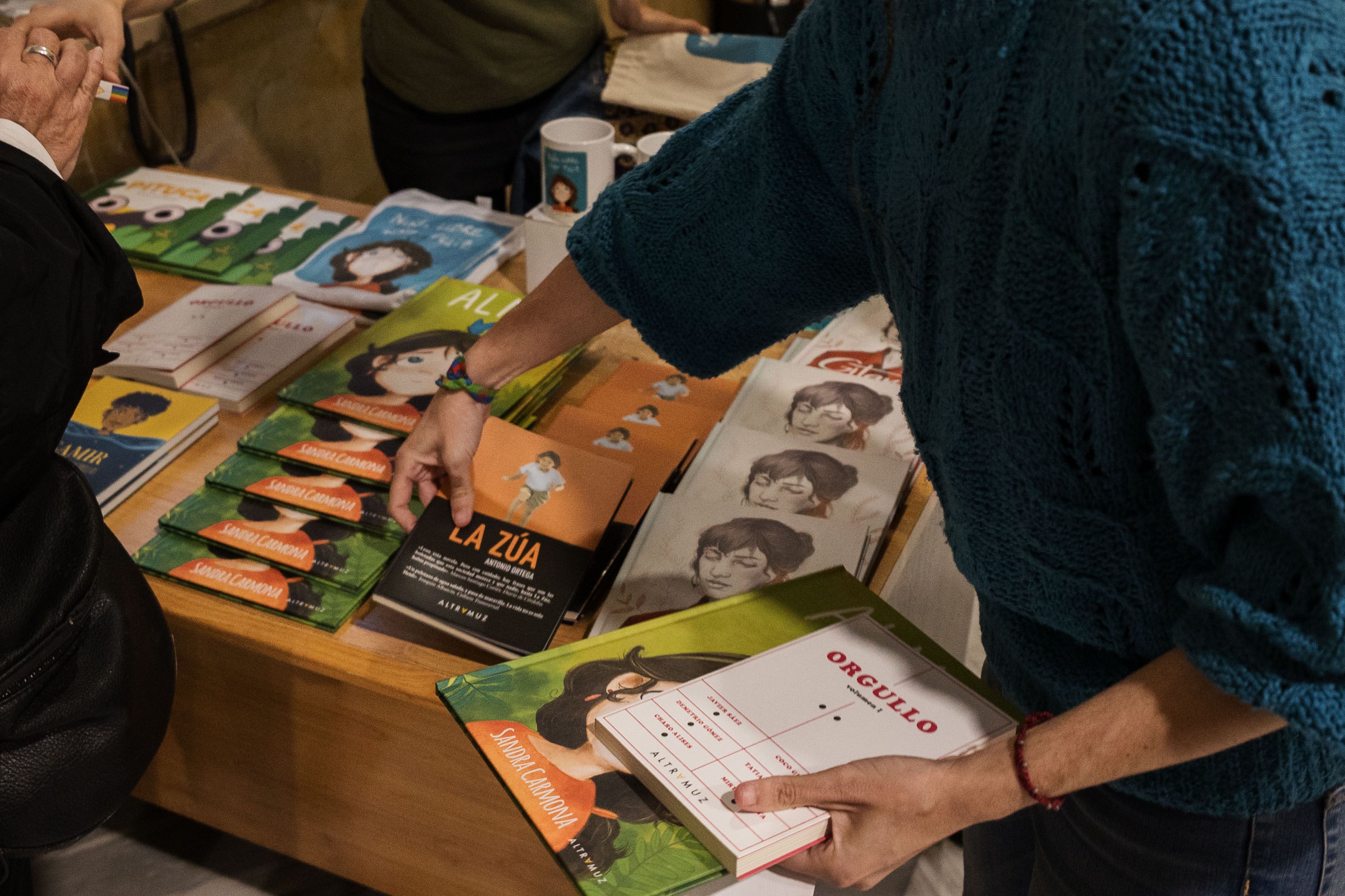 'La Zúa', novela escrita por Antonio Ortega. 