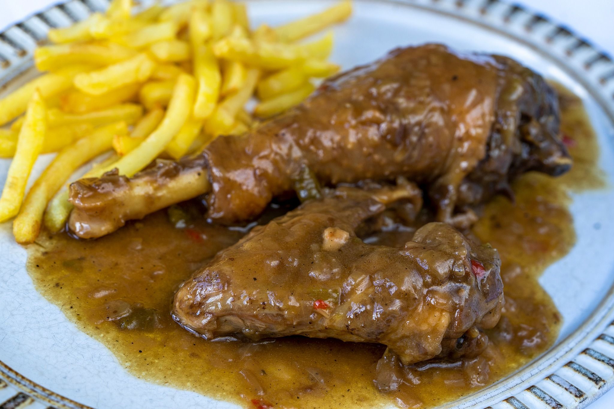 Pollo de Campo con salsa de La Duquesa.  REDES