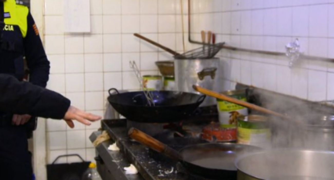 Una de las cocinas del programa de Chicote. La del restaurante de los antidisturbios presentaba un estado lamentable.