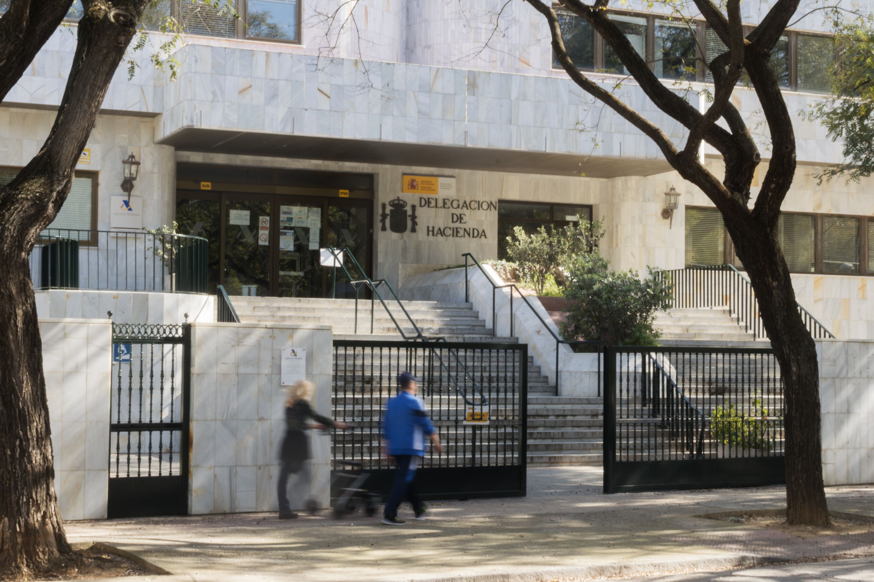 Delegación de Agencia de Hacienda en Jerez. "Ya se conoce la primera fecha de pago del cheque de 200 euros para rentas bajas"