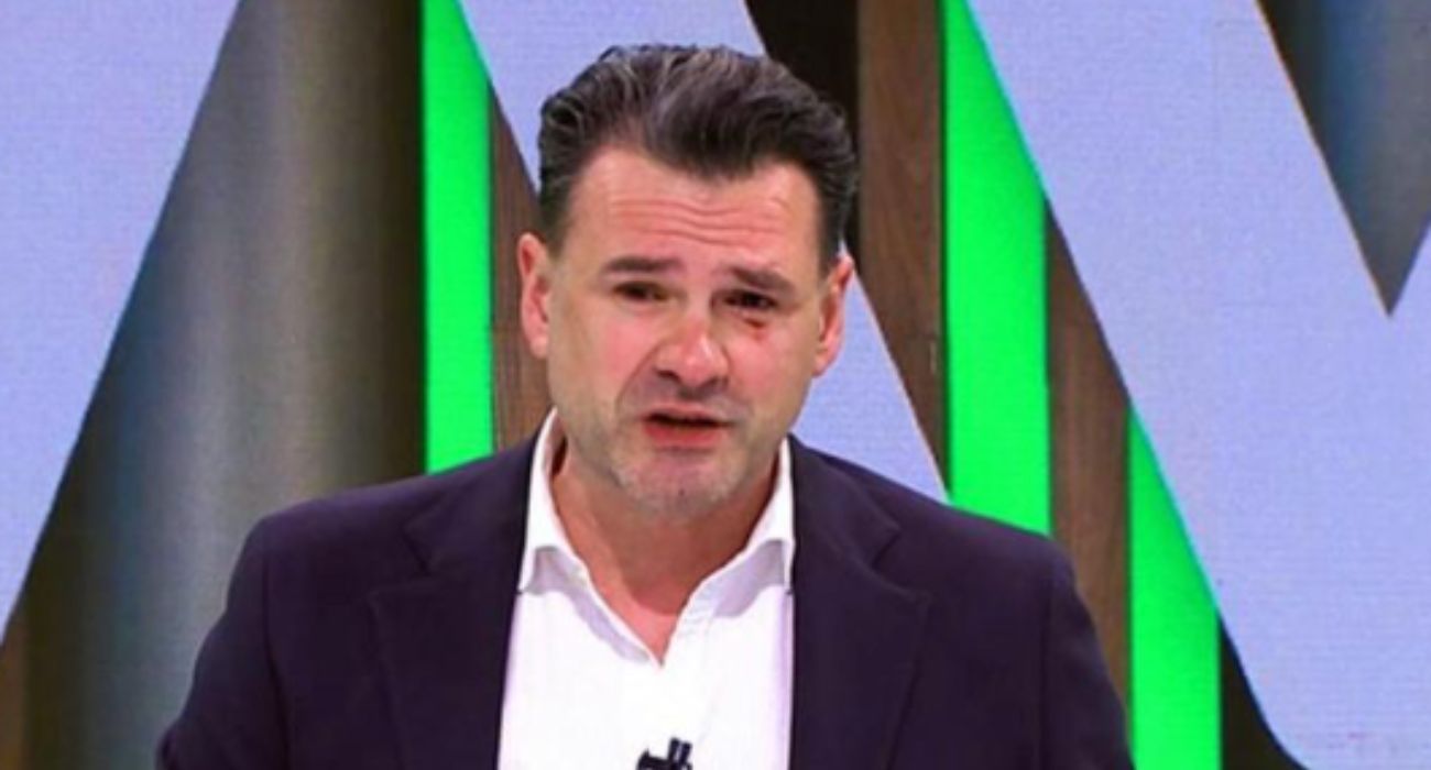 Iñaki López, con un ojo morado por su problema de salud, en su reciente regreso a televisión.