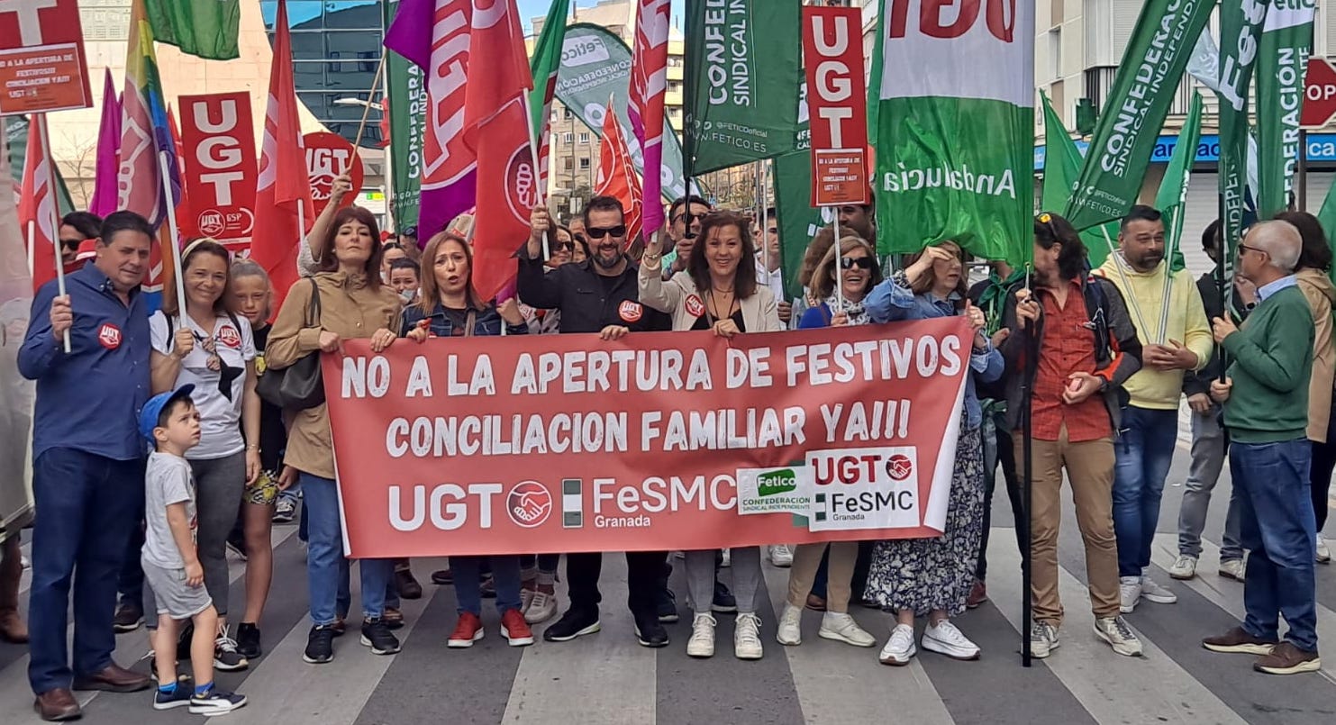 Protesta de los comerciantes contra la apertura en festivos.