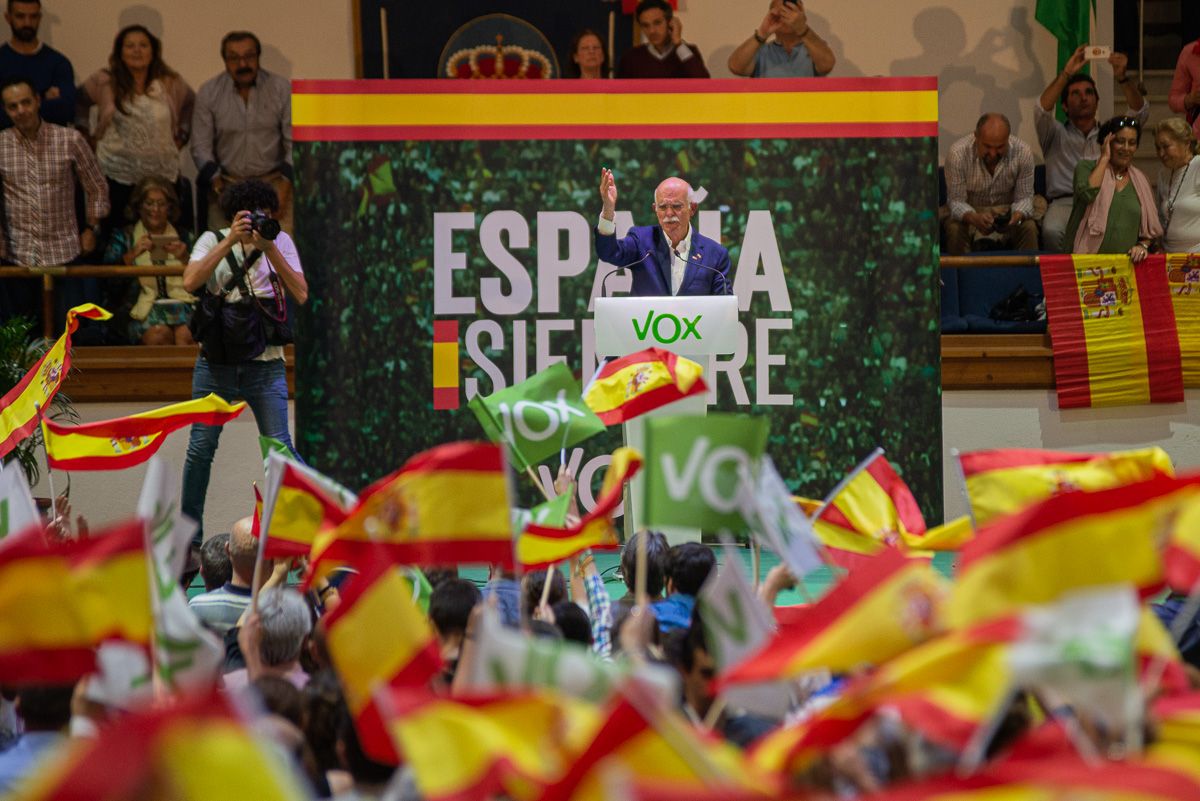 El diputado Agustín Rosety, un líder provincial no electo por su militancia en Cádiz, en un acto de Abascal en Jerez en la pasada campaña del 10N. FOTO: MANU GARCÍA