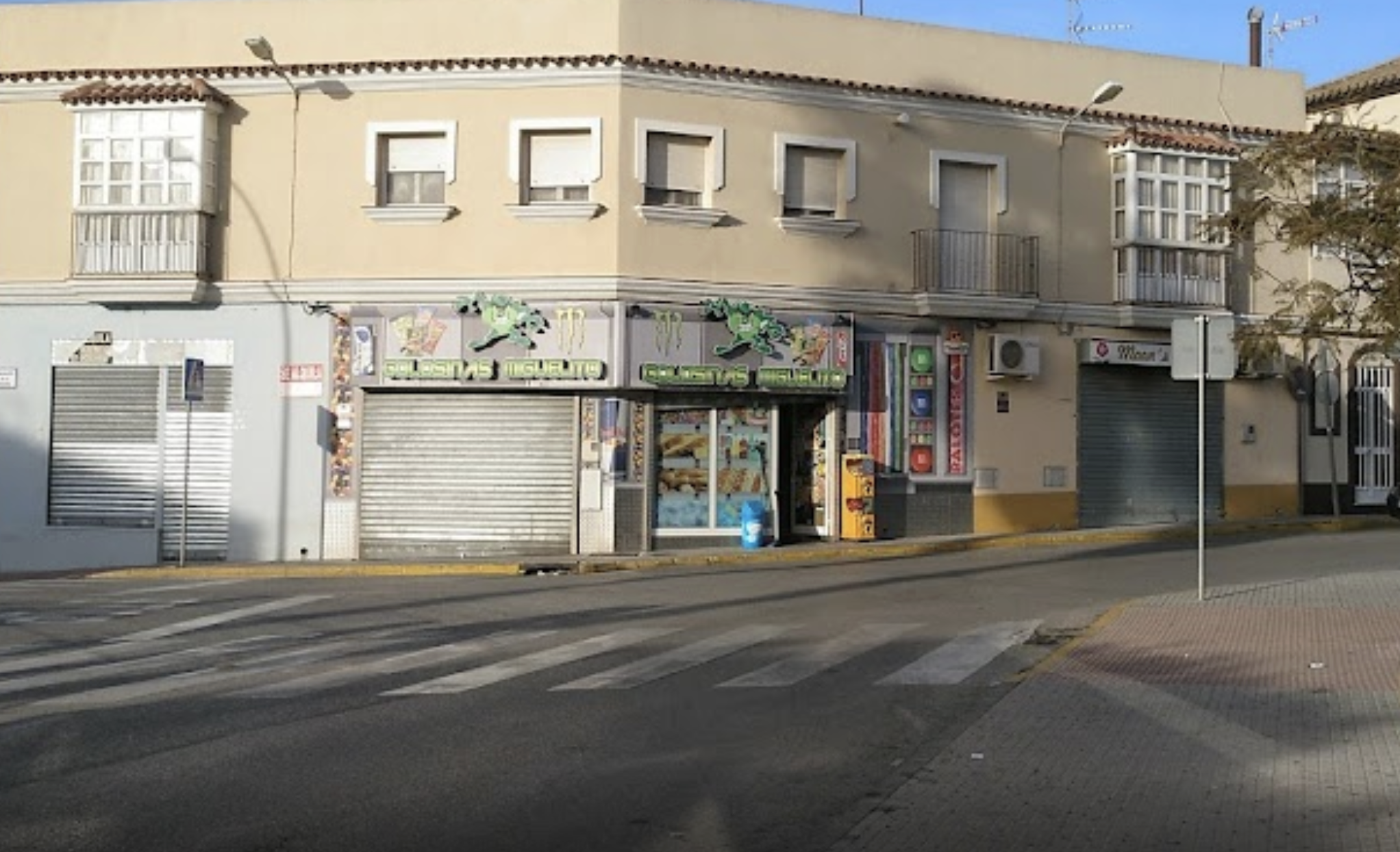 Tienda de golosinas en Chiclana, en una imagen de Google Maps.