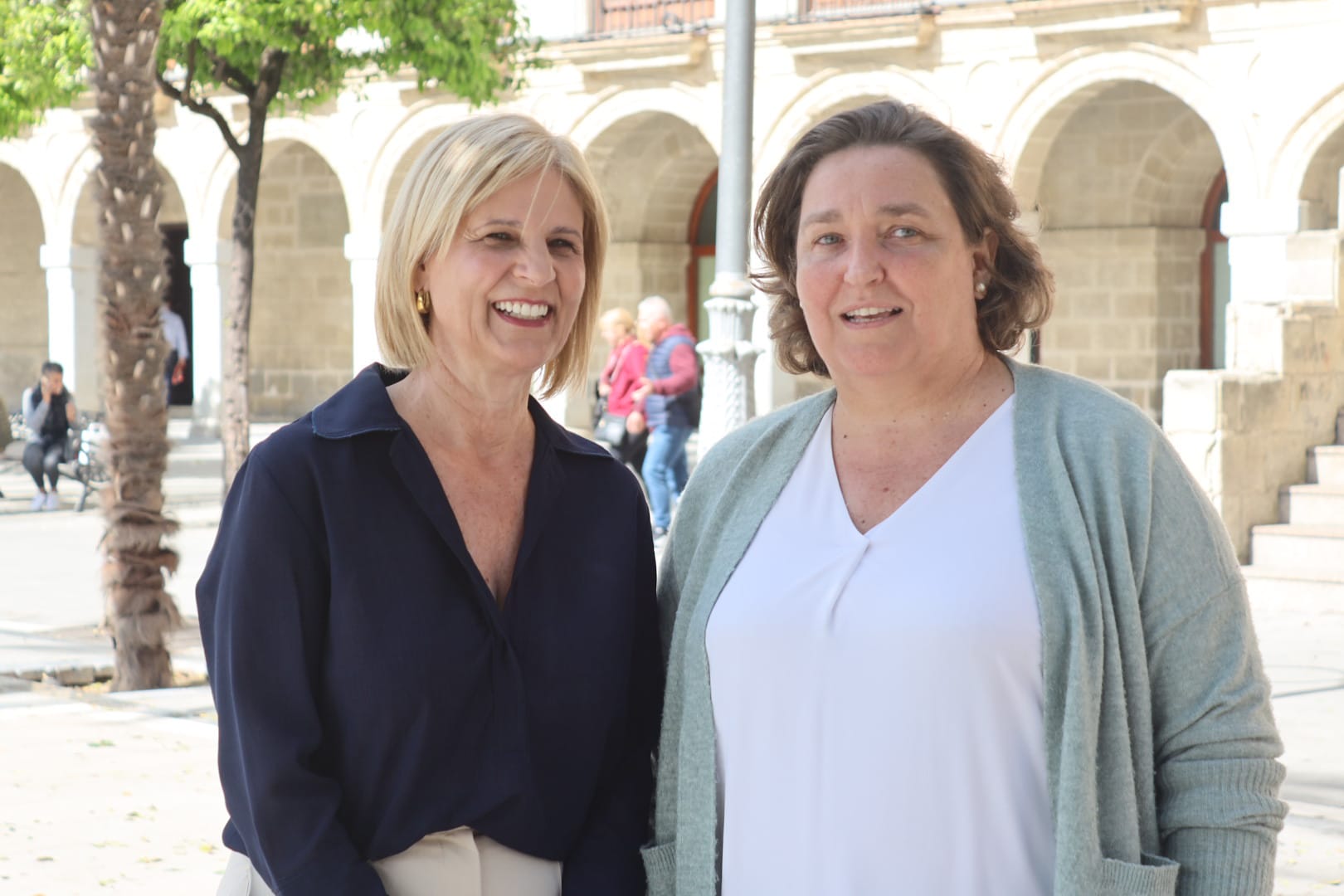 La candidata a la Alcaldía por el PP y Belén de la Cuadra que entra en la lista de este partido para las municipales. 