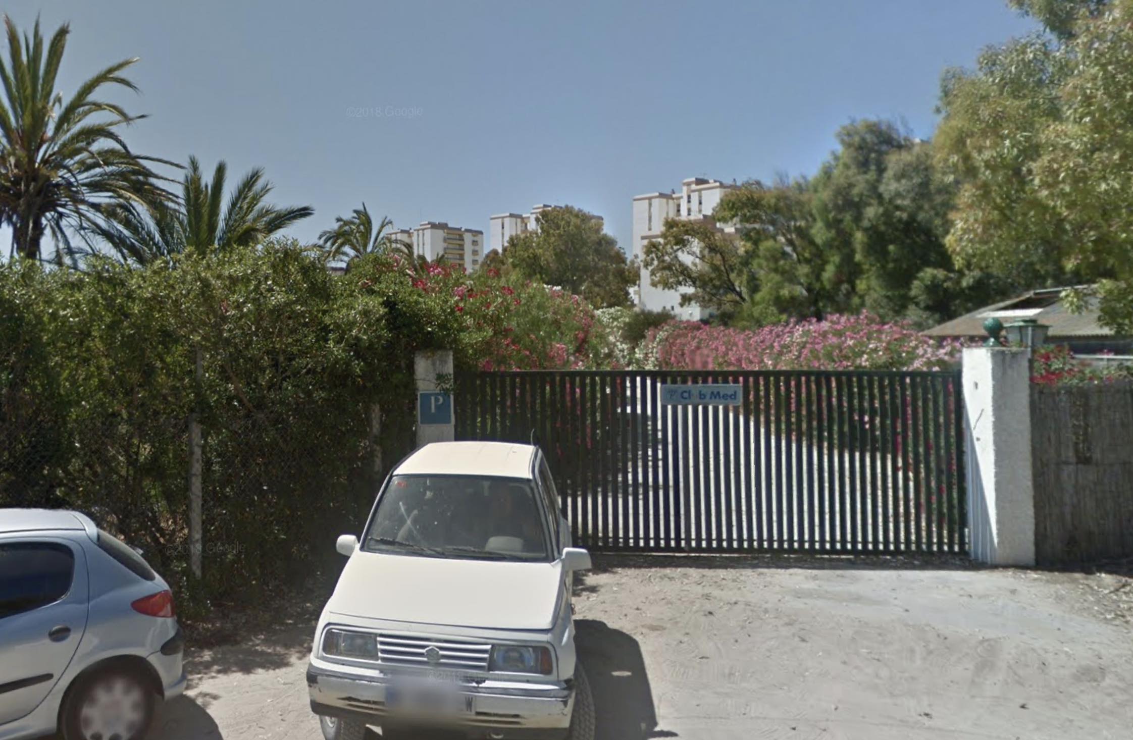 Zona del Club Med, donde iba a levantarse el nuevo hotel y los apartamentos turísticos, en una imagen de Google Maps.