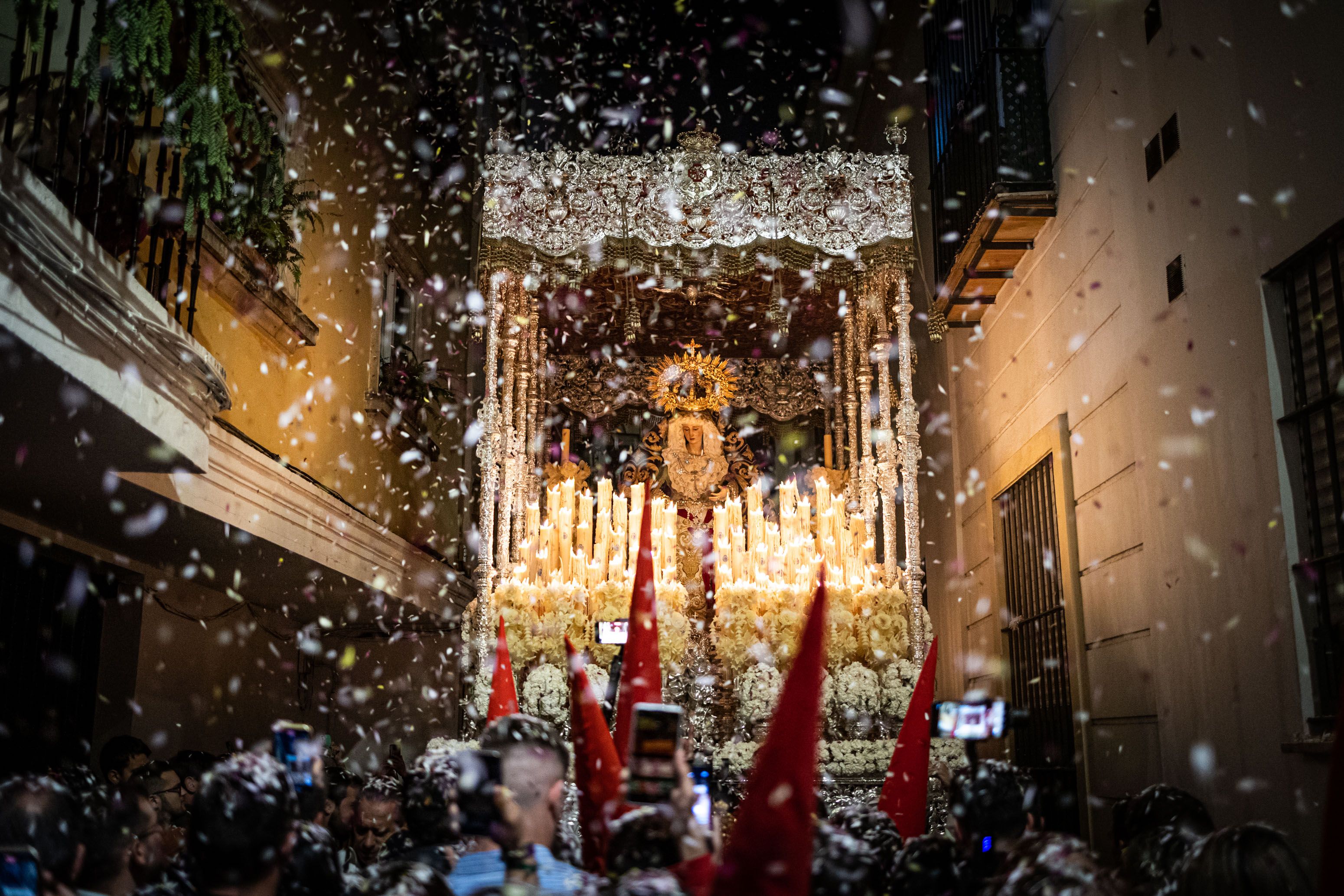 El palio de La Paz en la calle Tornería la pasada Semana Santa.