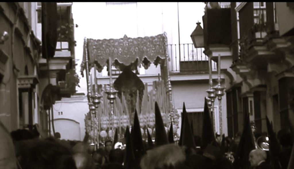 El milagro en Calle Naranjas: un regalo del cielo en Jerez.