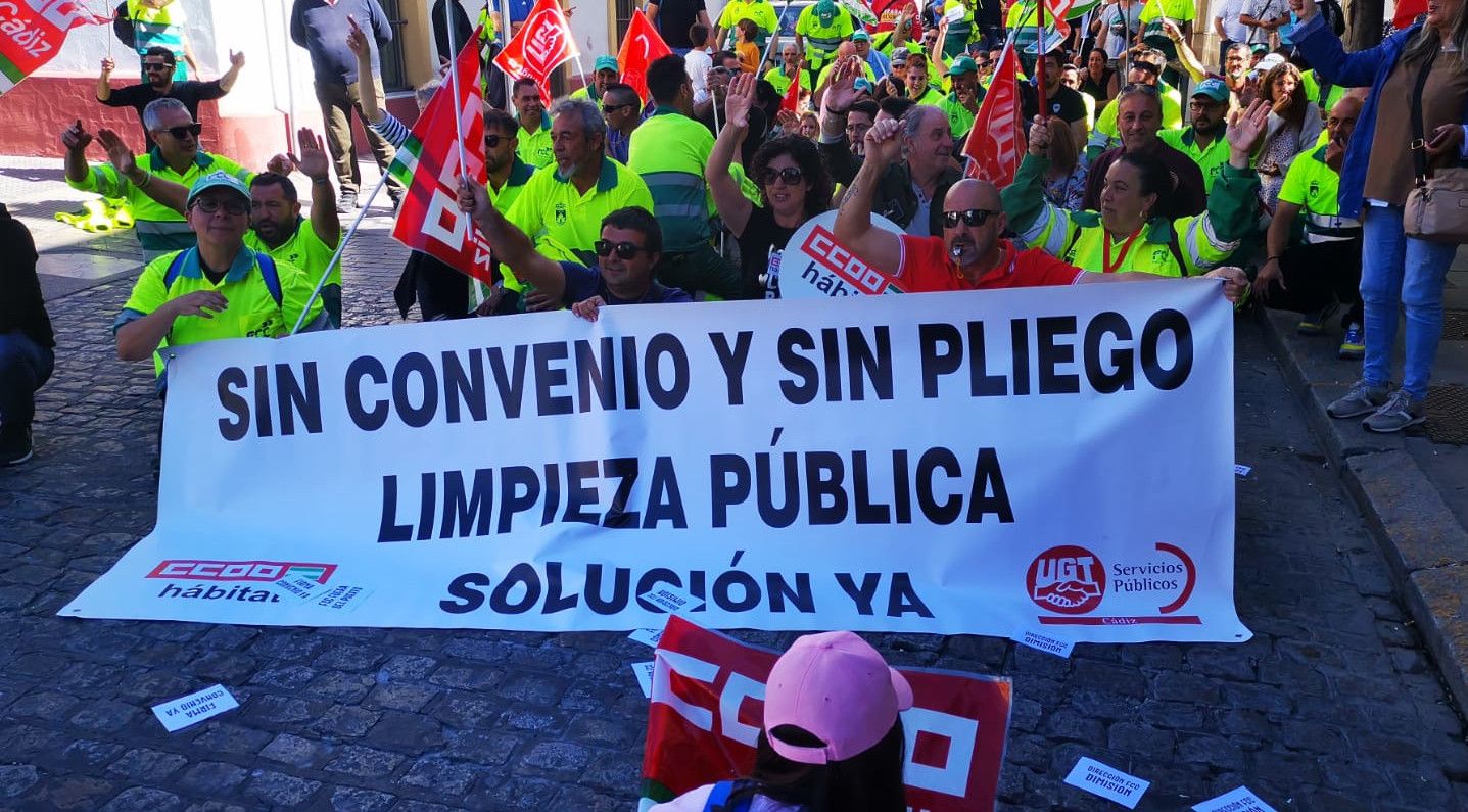 Manifestación por las calles de El Puerto. 
