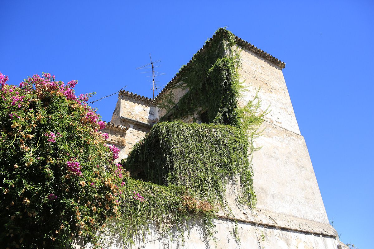 A la venta los 6.000 metros de la 'casa del Pantera' en Jerez, un palacio del siglo XV.