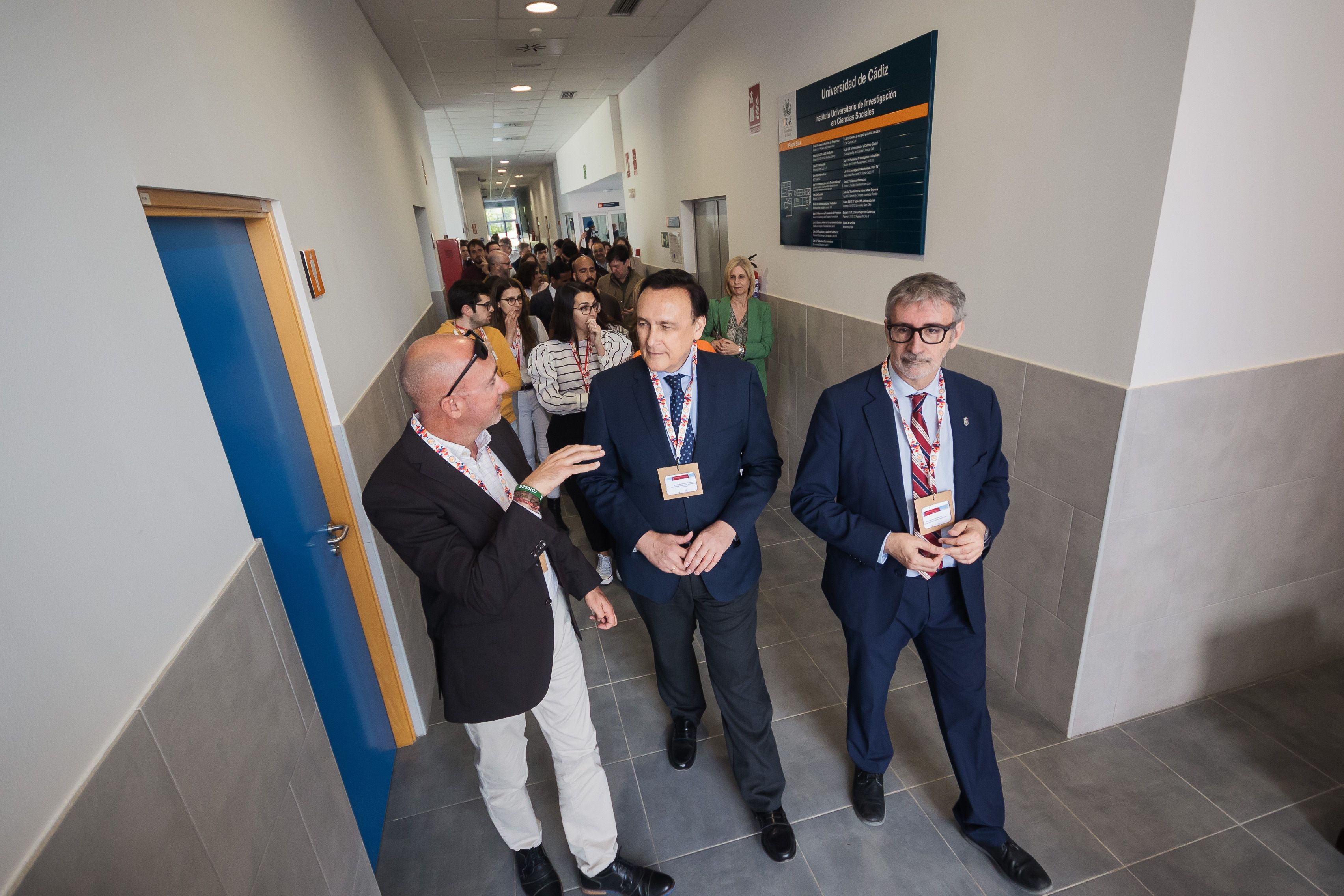 Visita de Jose Carlos Gómez al Campus de la UCA. 