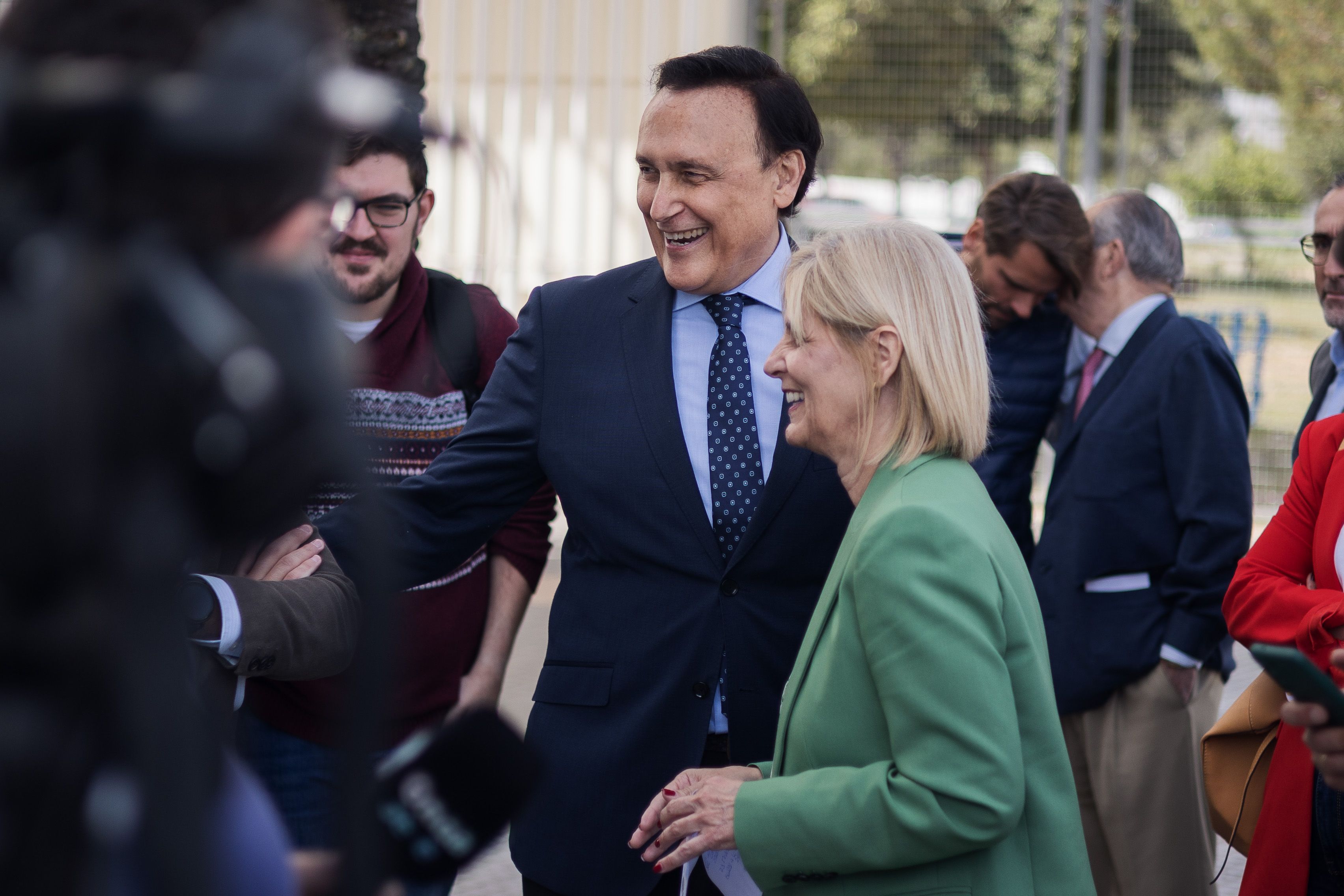 La candidata del PP a la Alcaldía, María José Pelayo, durante la visita. 