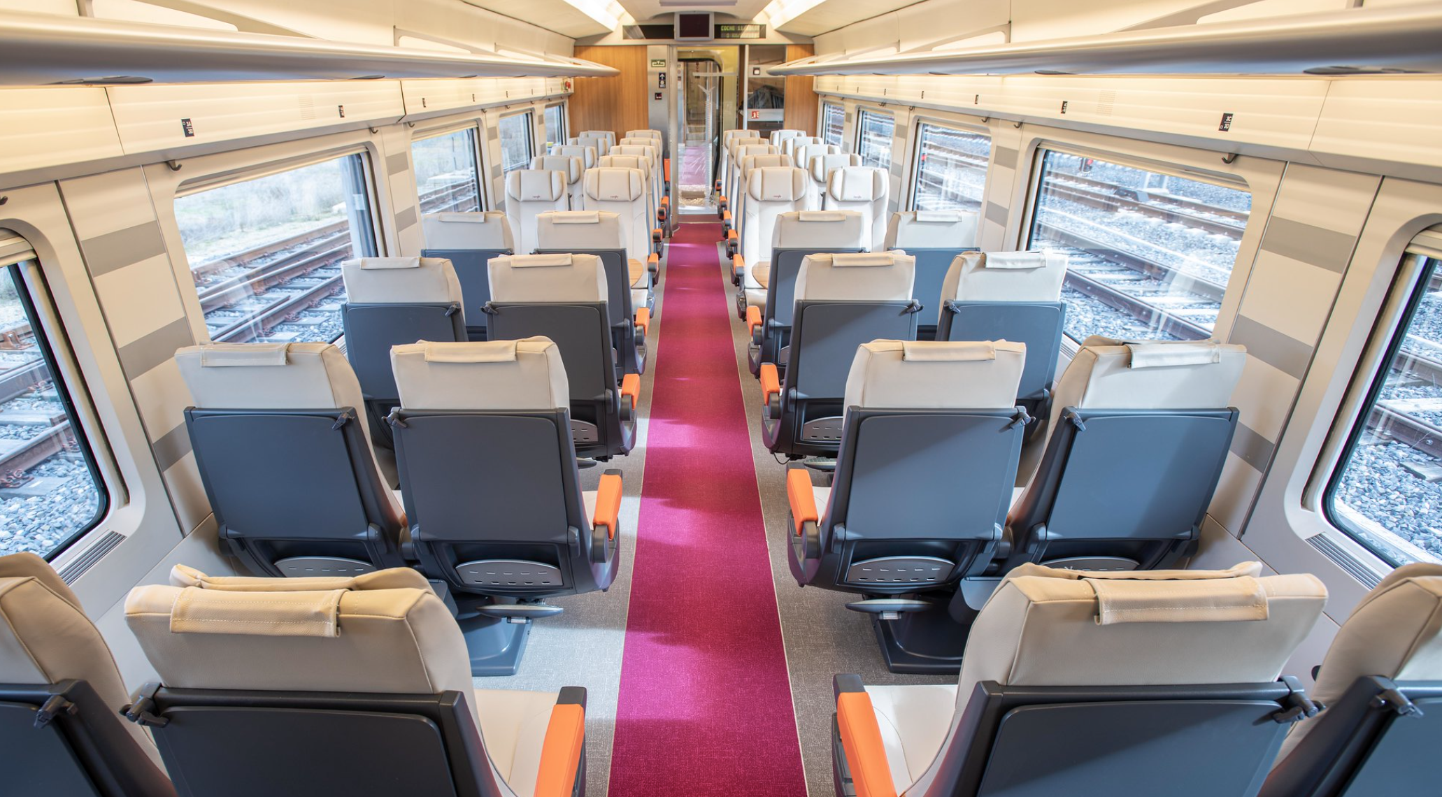 Interior de un tren Avlo, en una imagen de Renfe.