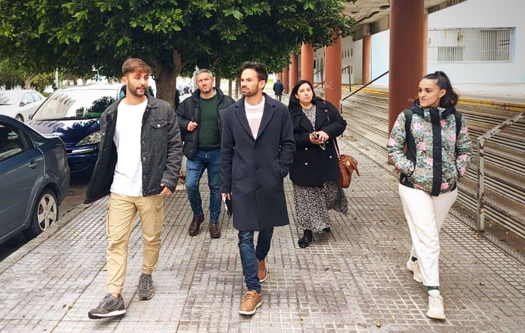 David de la Cruz, durante una visita al barrio de Astilleros.