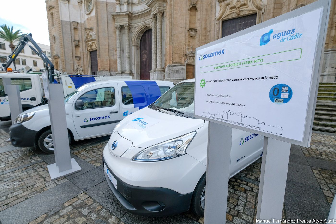 19112019-presentación nuevos vehículos aguas de cádiz-014