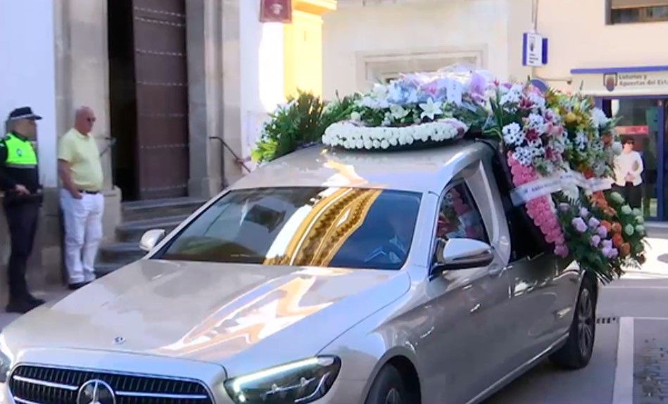 Entierro de la bebé atropellada en Jaén. 