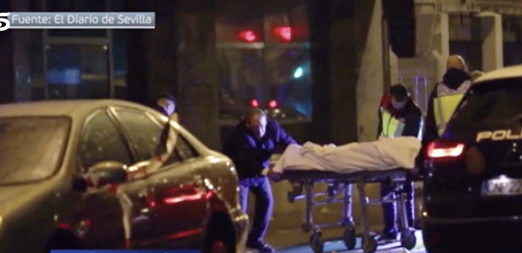 Levantamiento del cadáver, en una imagen de Telecinco.