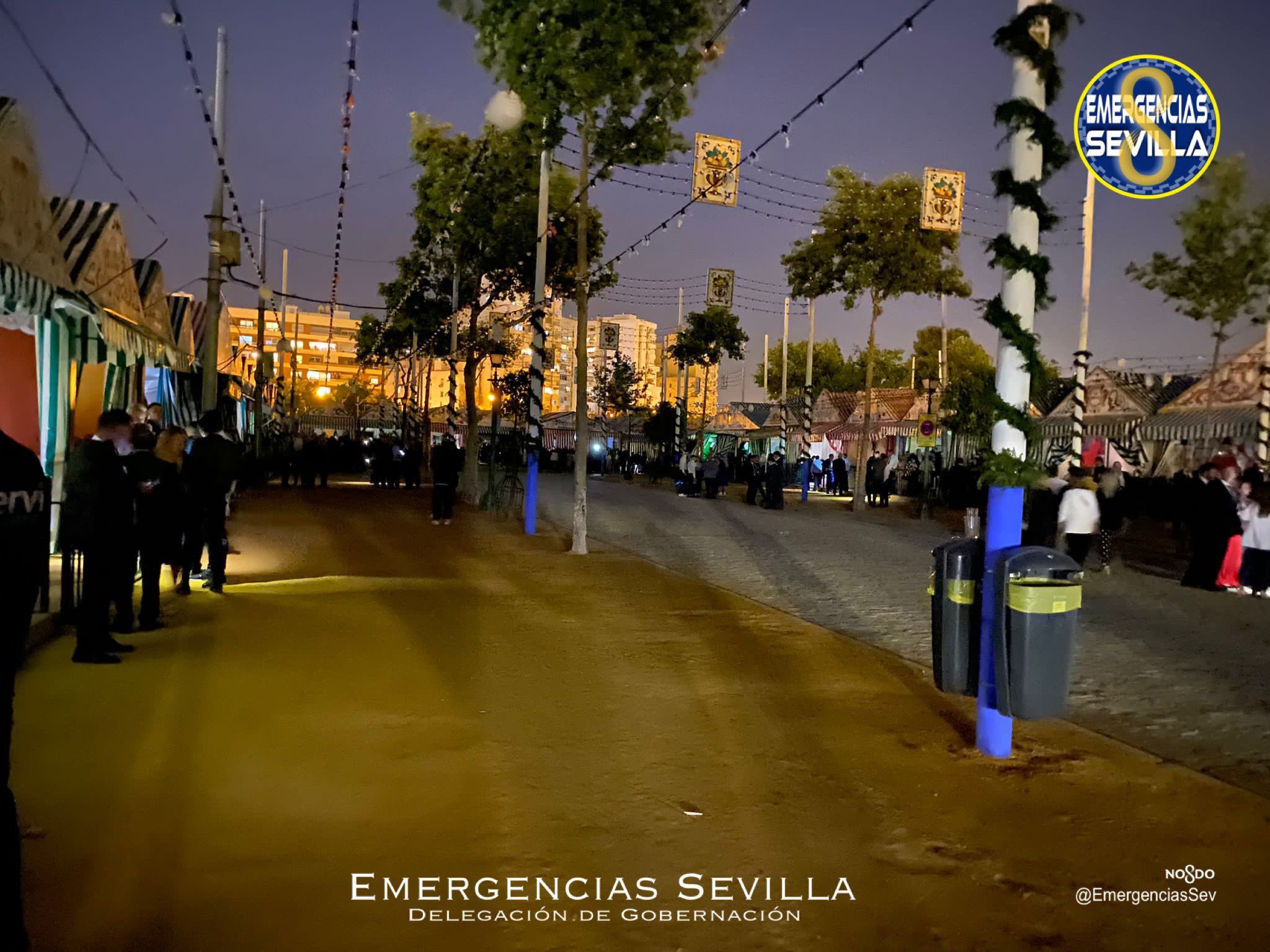Varias calles del Real de la Feria de Abril se quedaron a oscuras tras una averiá.