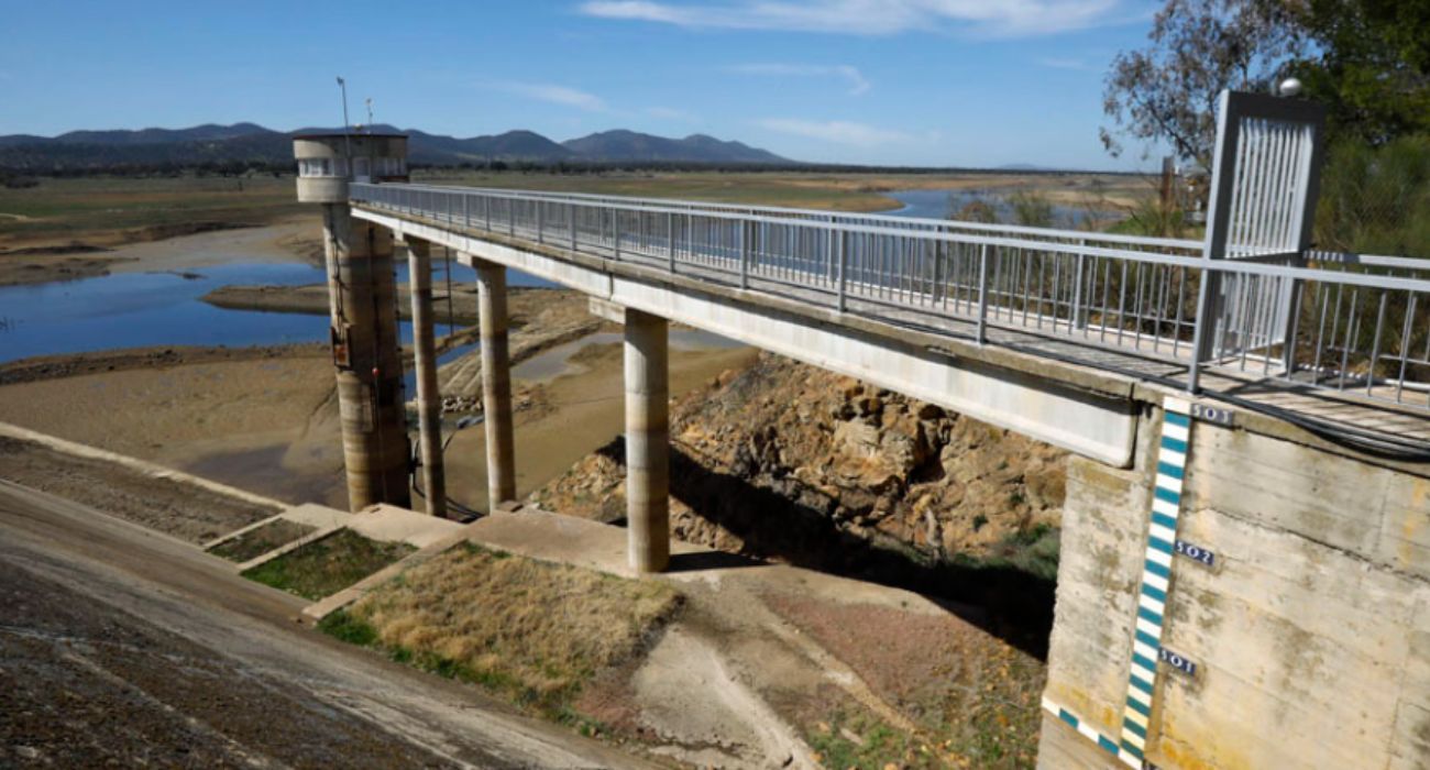 Desoladora imagen del embalse de Sierra Boyera.   CANAL SUR