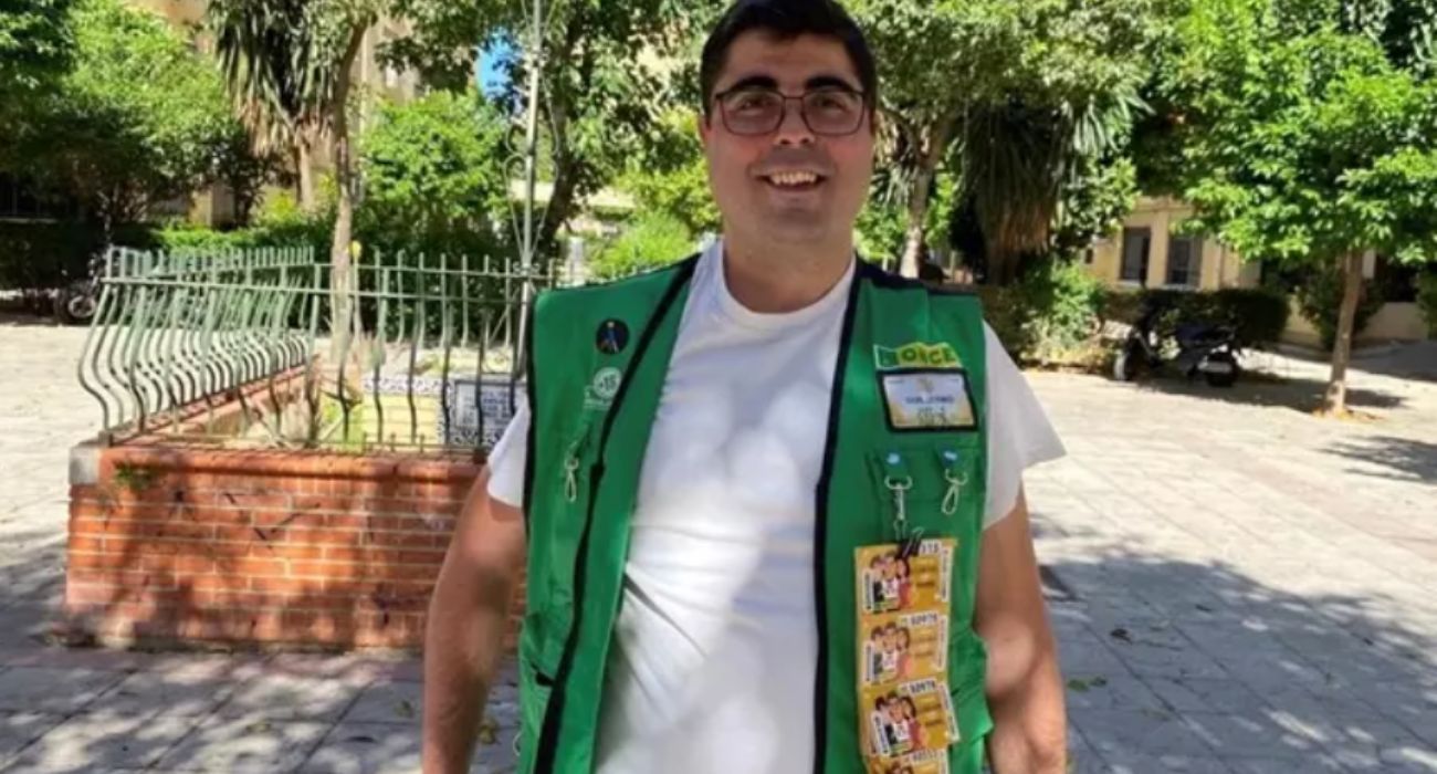Guillermo Chamizo, el vendedor de la ONCE que ha repartido suerte en el Hospital de Valme. 
