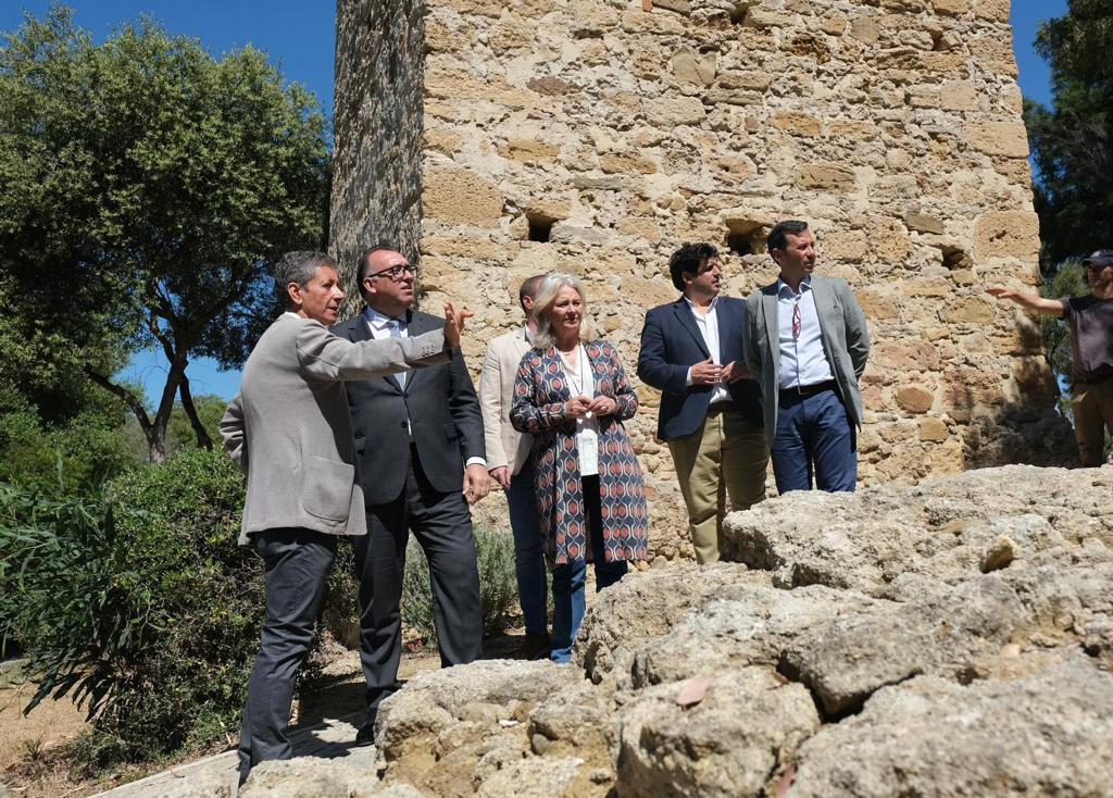 Un momento de la visita a Carteia.