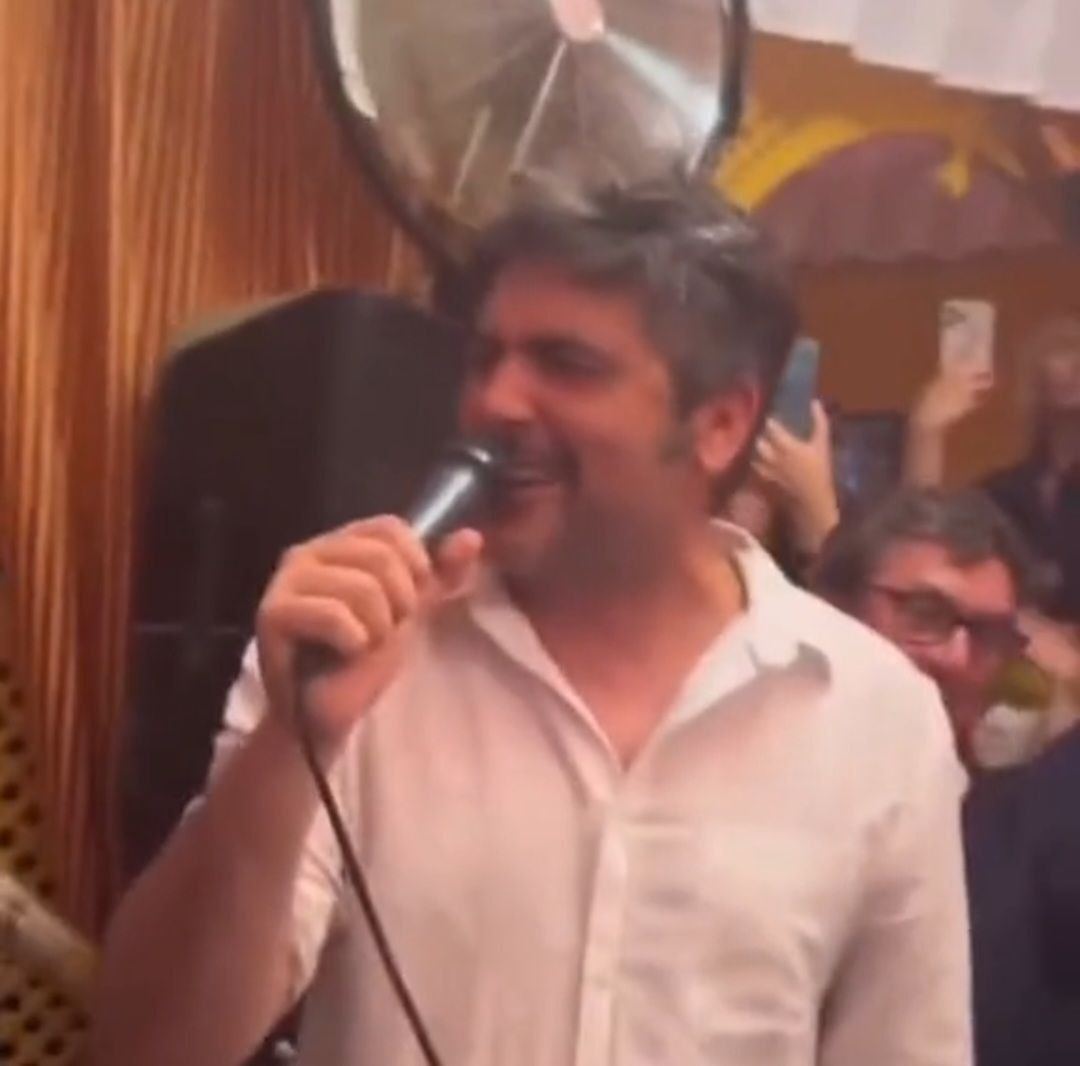 José, de Estopa, en una caseta de la Feria.