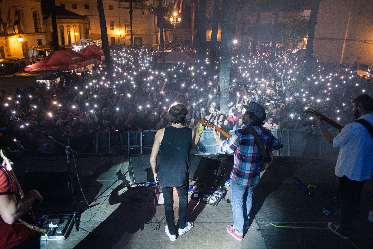 Un momento de la actuación de El Canijo de Jerez, en la pasada edición del Festival Intramuros. FOTO: MANU GARCÍA