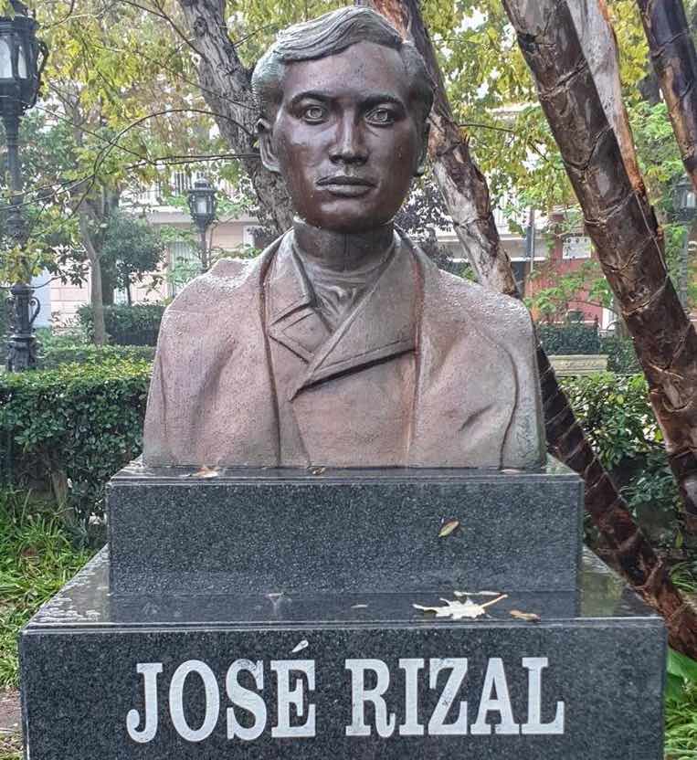 Uno de los bustos que se van a limpiar. FOTO: AYUNTAMIENTO DE CÁDIZ