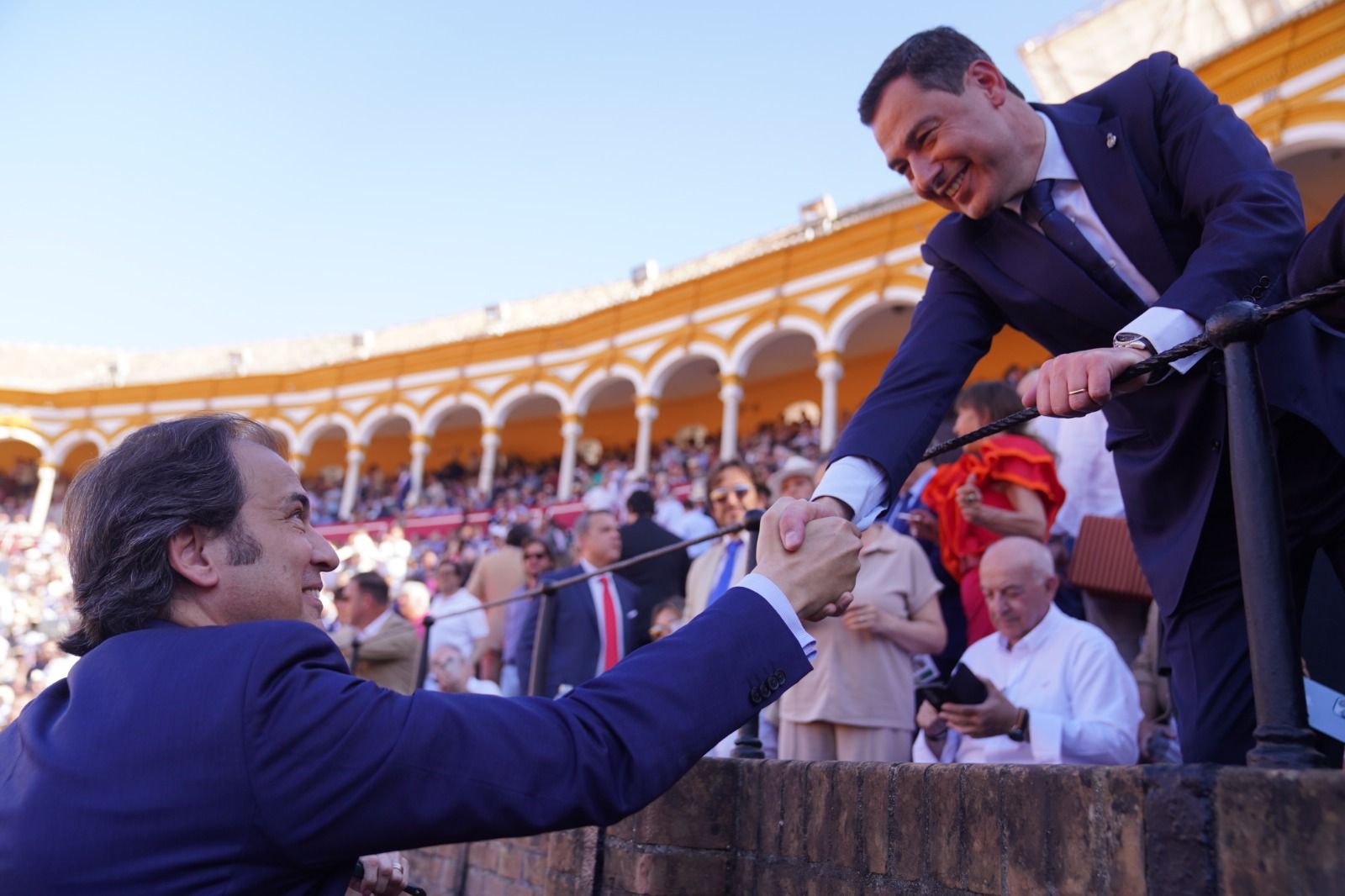 Juanma Moreno en la Maestranza.