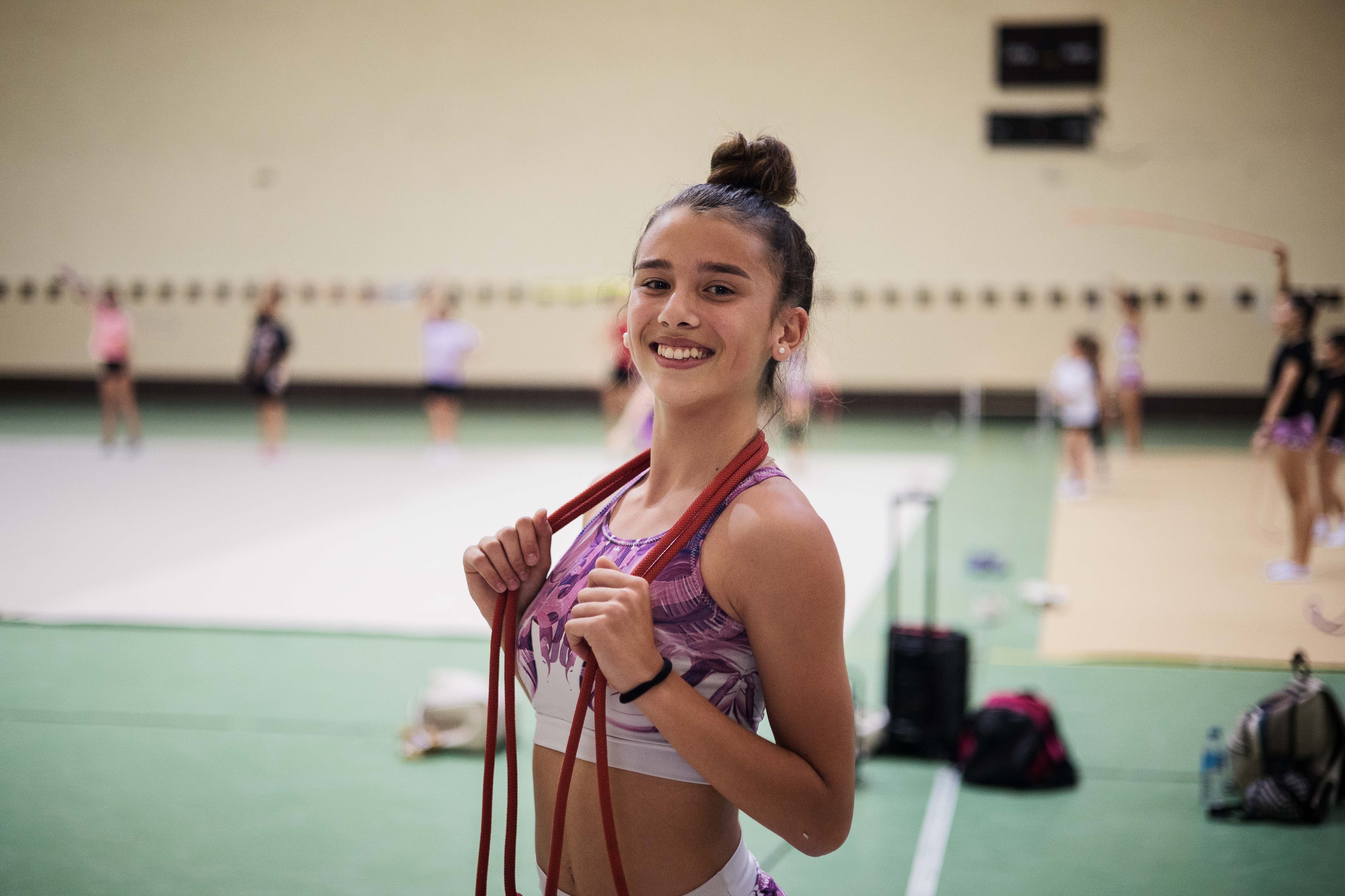 Paula Rodríguez, una de las jóvenes gimnastas.
