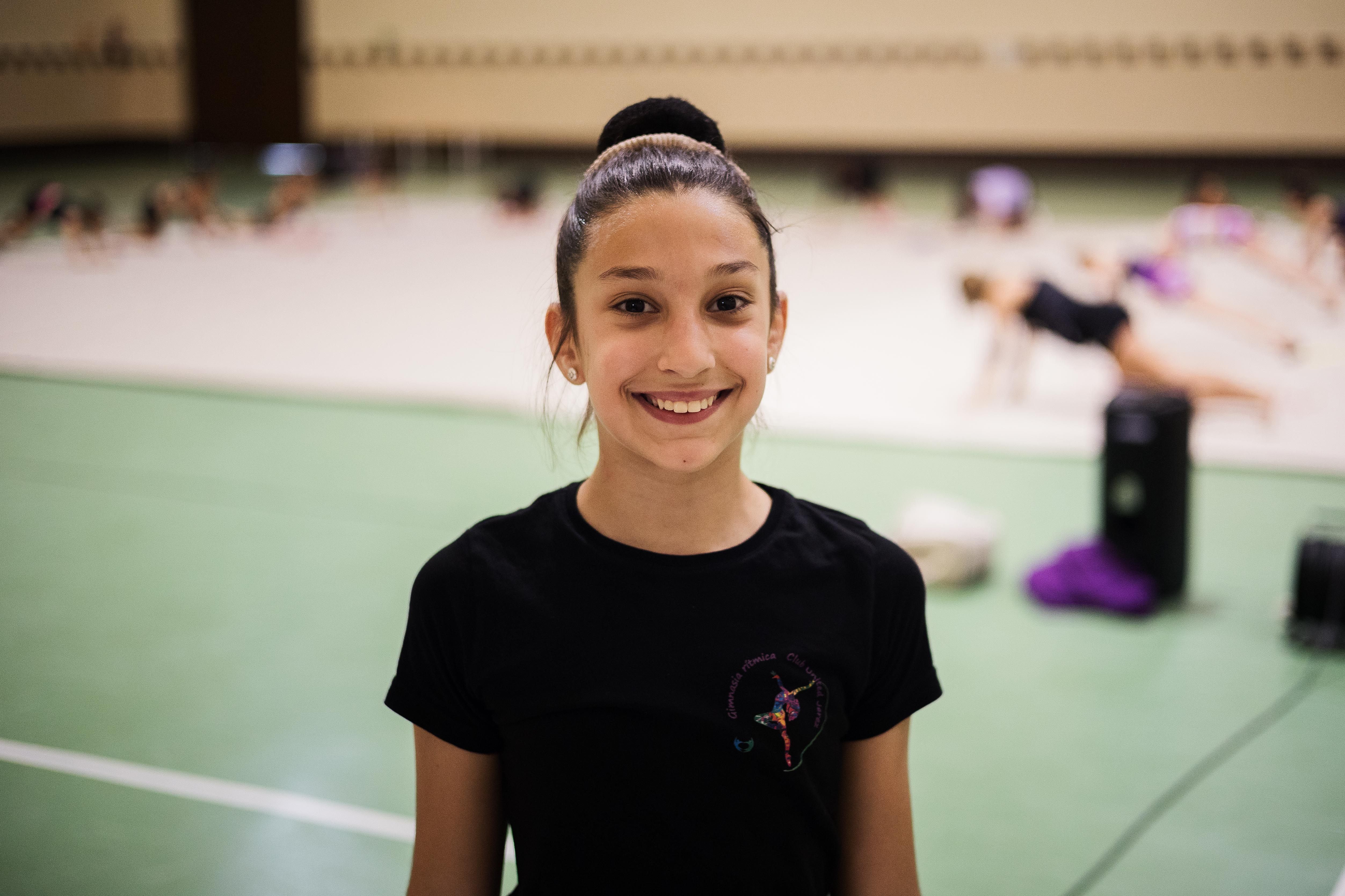 Claudia Silveira, joven gimnasta del club. 