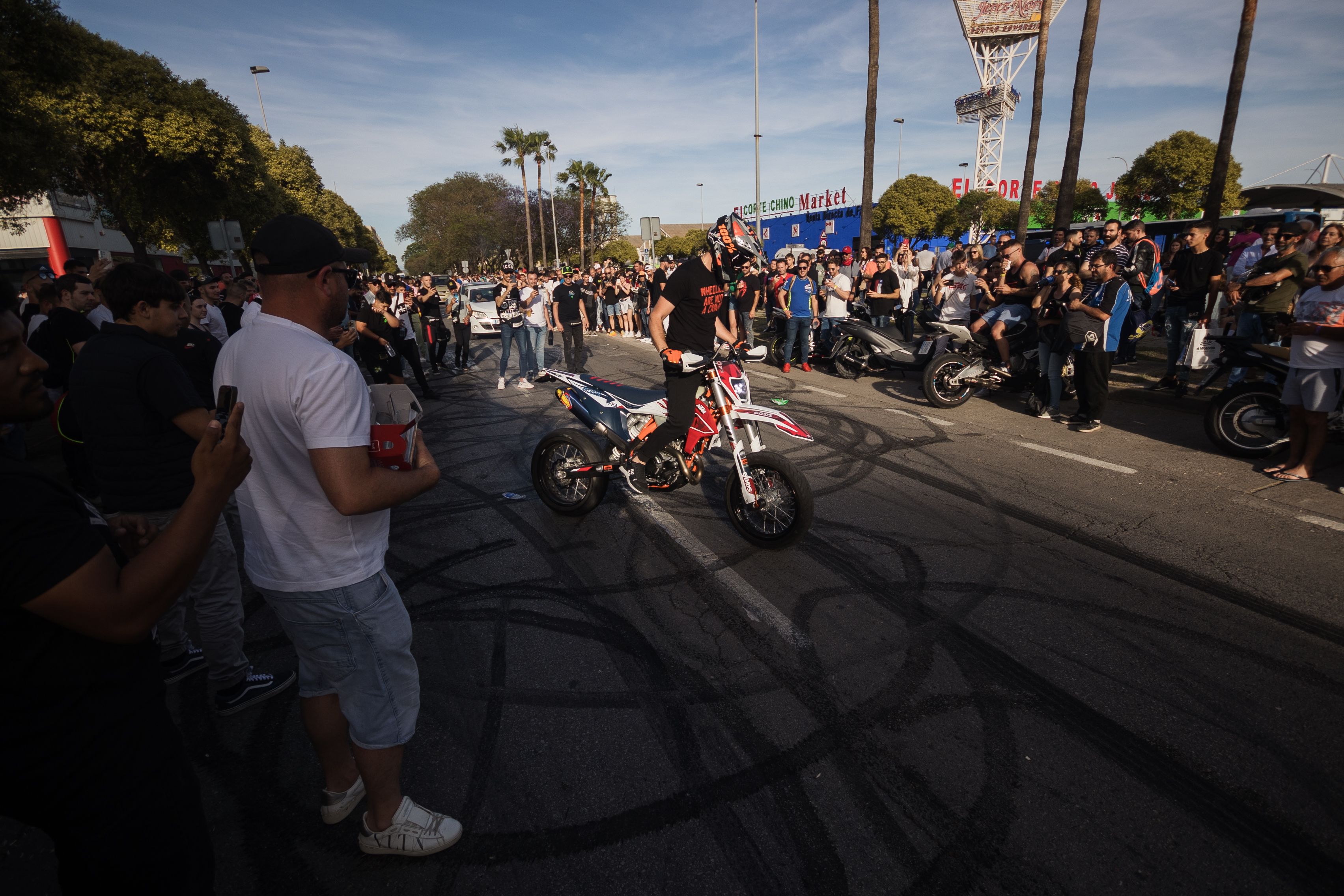 Ambiente de sábado motero en Jerez Ambiente de sábado motero en Jerez