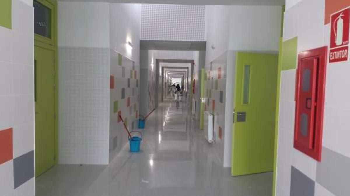 Interior del colegio de Vélez-Málaga donde han ocurrido los hechos.