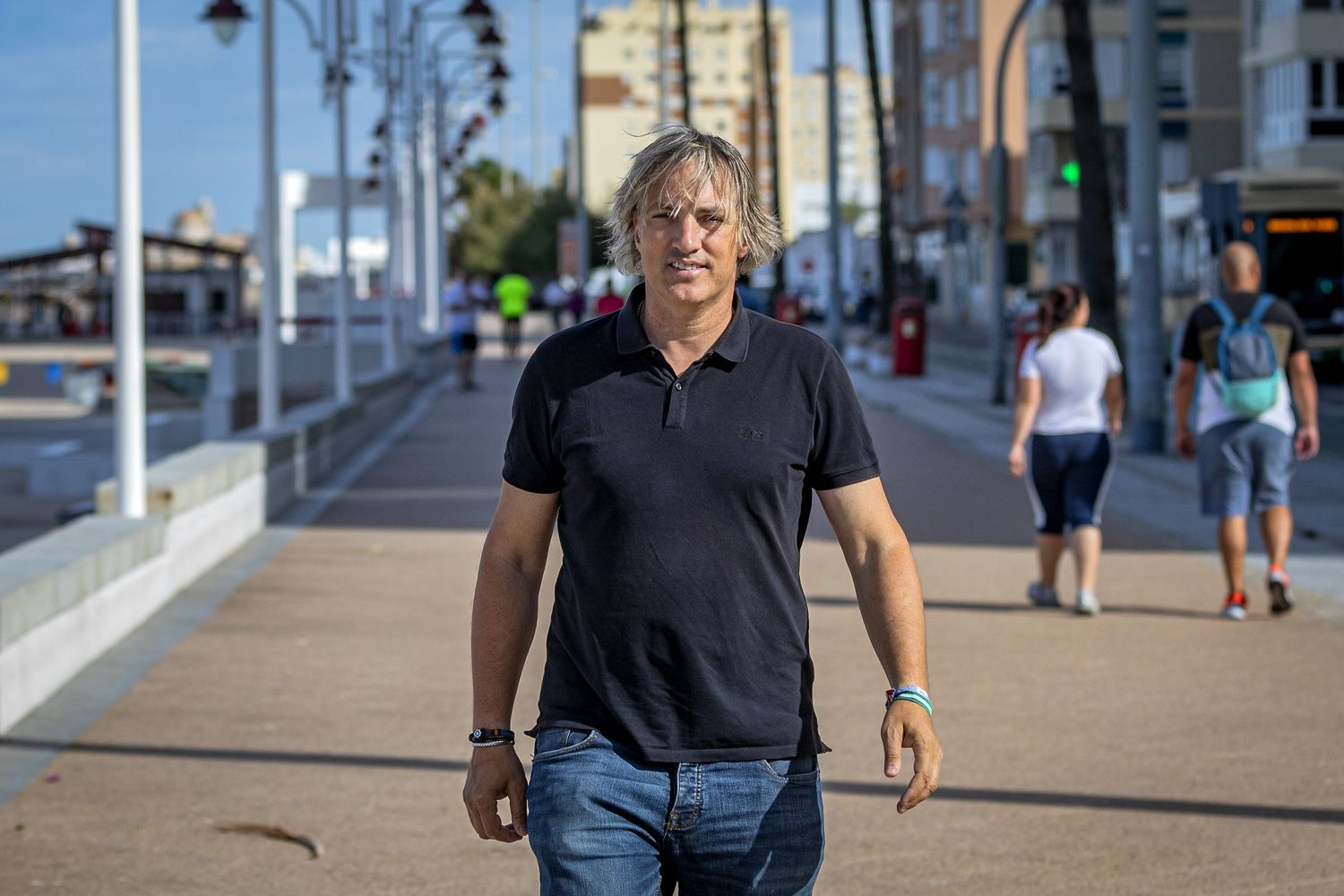 Ismael Beiro, este miércoles 3 de mayo en el Paseo Marítimo de Cádiz, antes de la entrevista con lavozdelsur.es